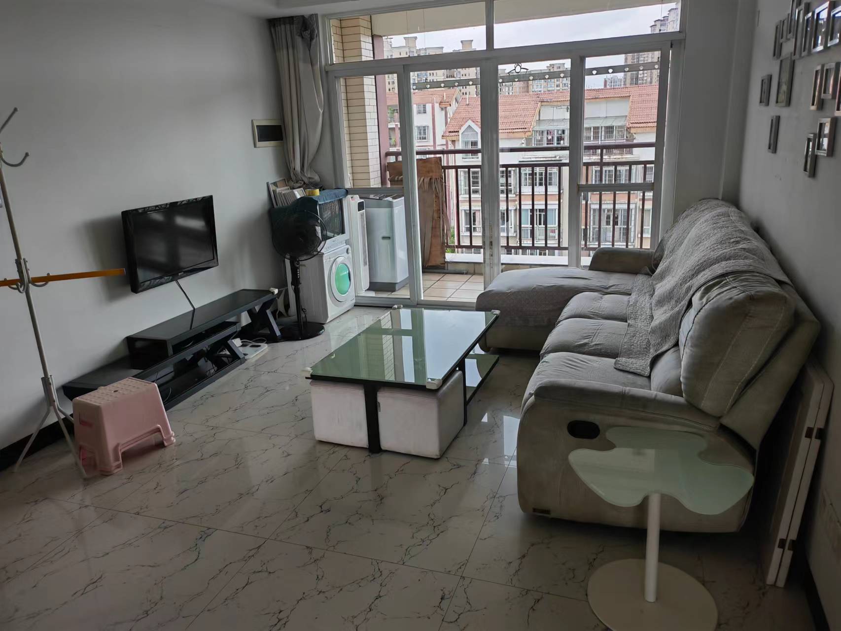 天上人间 2室2厅1卫 3000.0元/月 天上人间 2室2厅1卫 3000.0元/月室内图