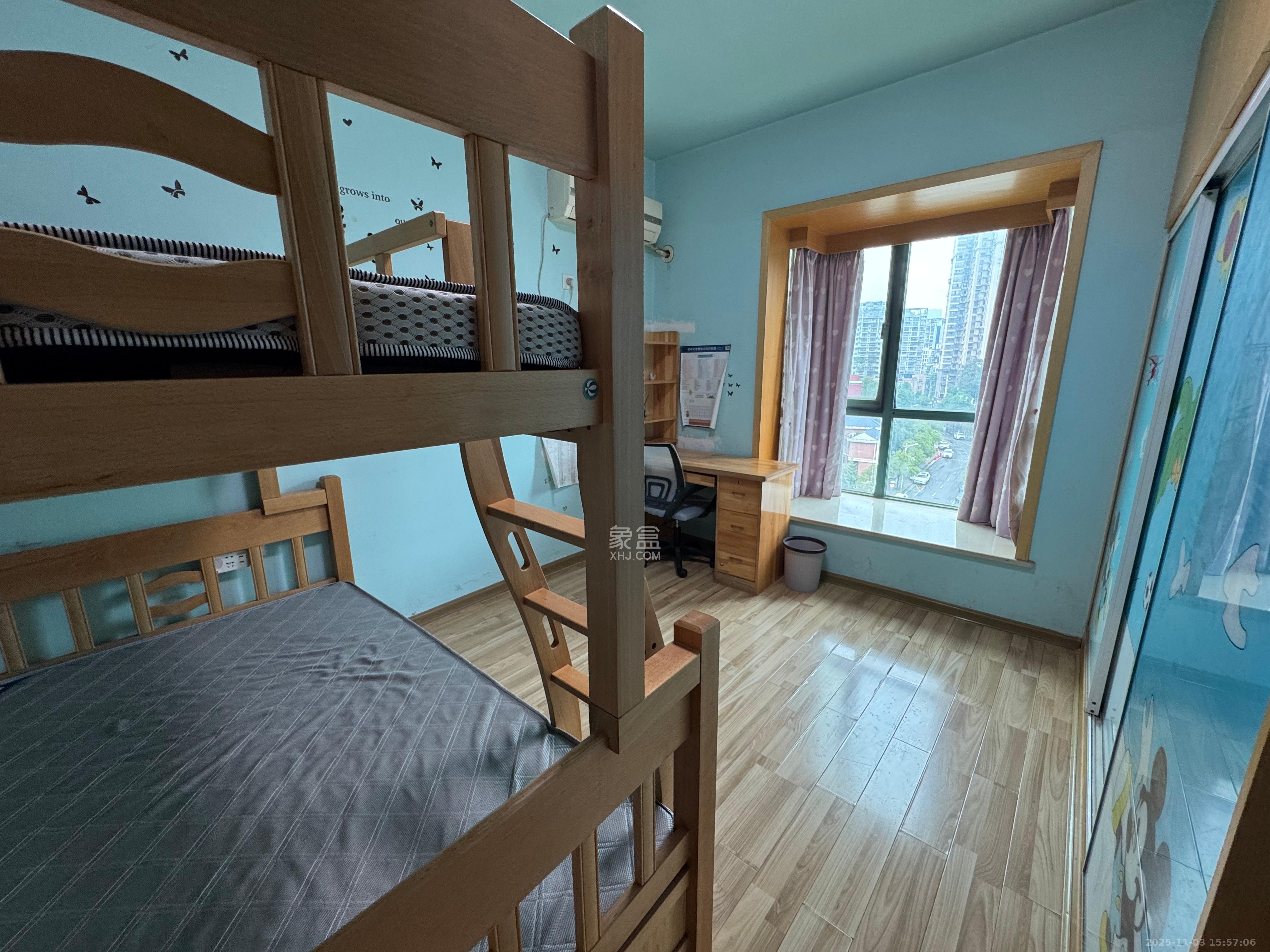 柠檬丽都 4室2厅1卫 2000.0元/月 柠檬丽都 4室2厅1卫 2000.0元/月室内图