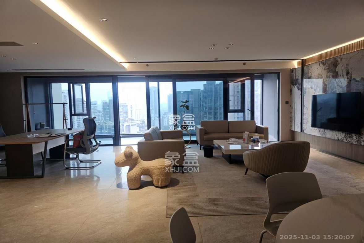 长沙悦府(华润万象城) 4室2厅3卫 12500.0元/月 长沙悦府(华润万象城) 4室2厅3卫 12500.0元/月室内图