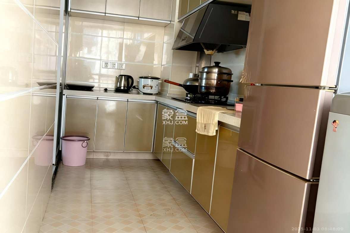 天下一家 2室2厅1卫 2800.0元/月 天下一家 2室2厅1卫 2800.0元/月室内图