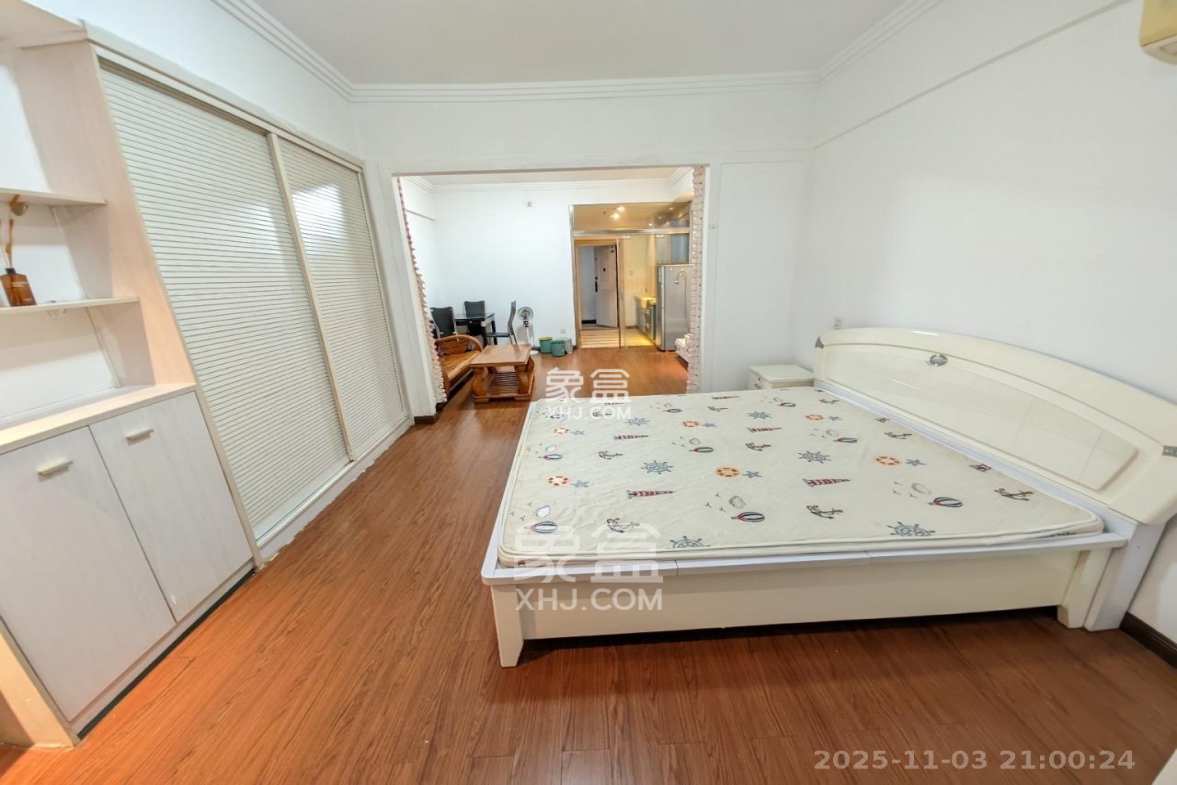 西子一间 1室1厅1卫 1400.0元/月 西子一间 1室1厅1卫 1400.0元/月室内图