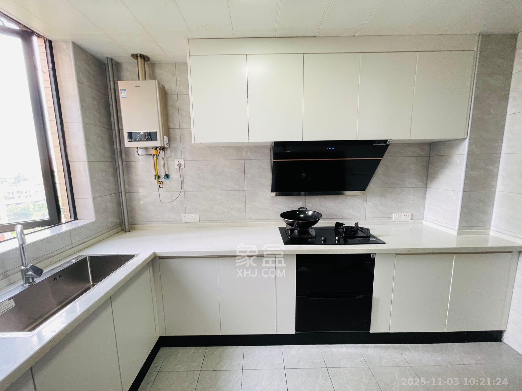 乾城（兴旺乾城）  4室2厅2卫    3000.0元/月室内图