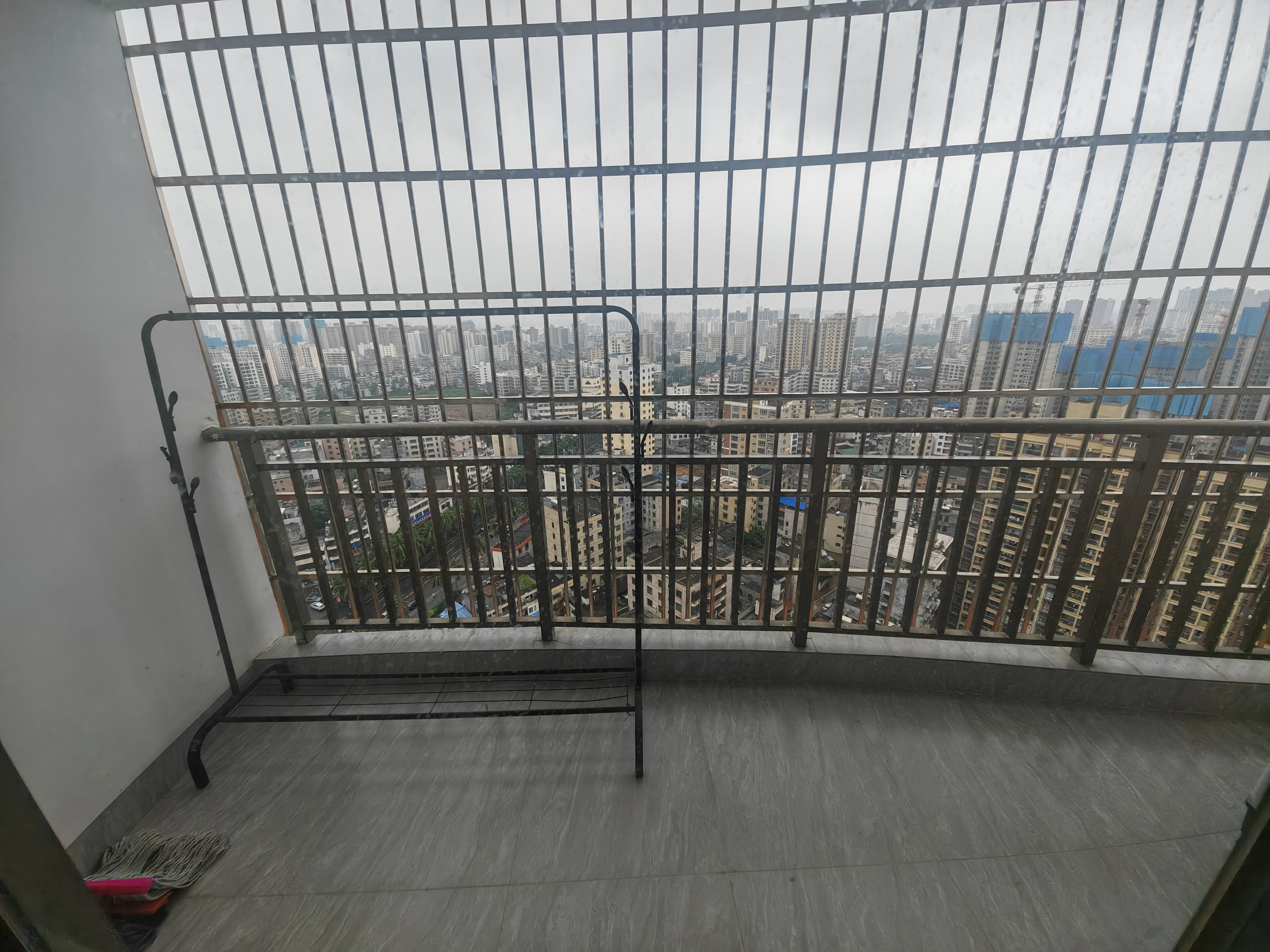 幸福家园  3室2厅1卫    2000.0元/月室内图