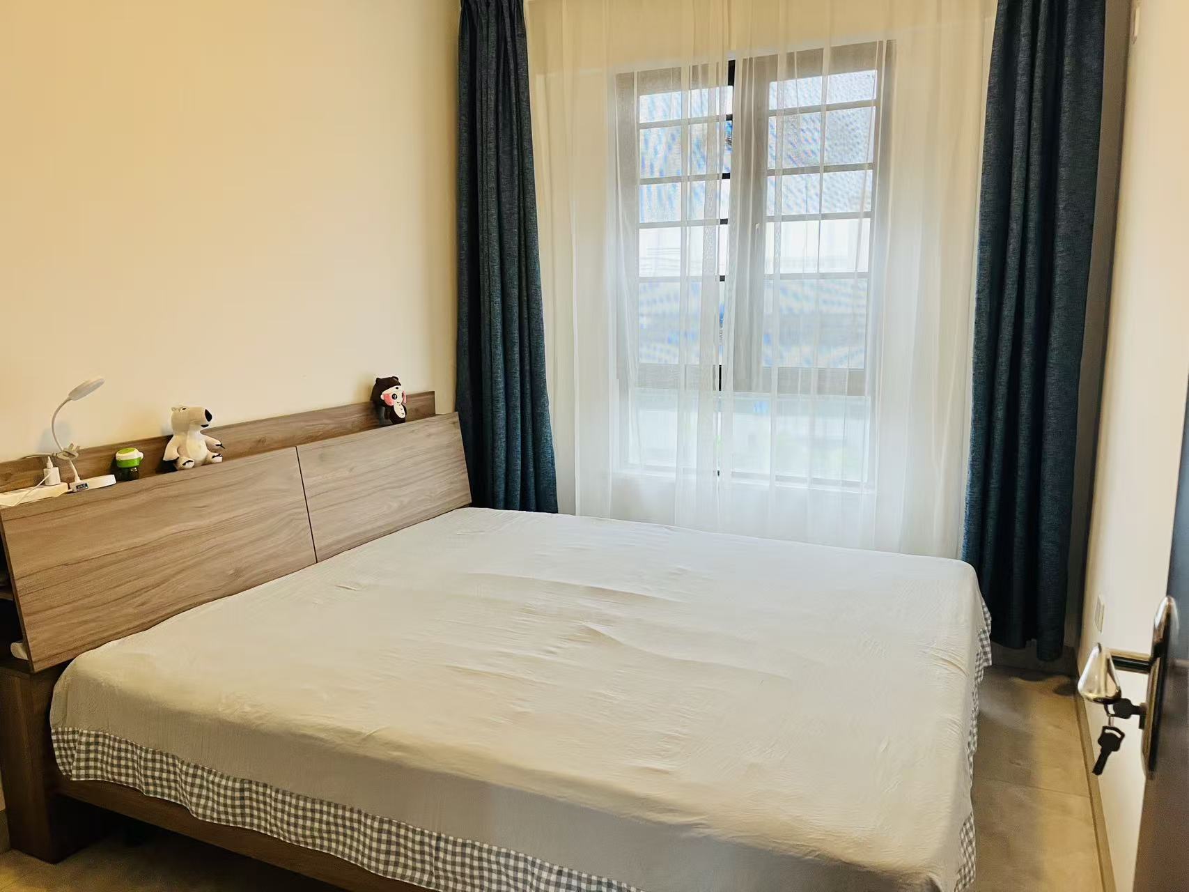 恩祥新城 4室2厅2卫 206.0万 恩祥新城 4室2厅2卫 206.0万客厅