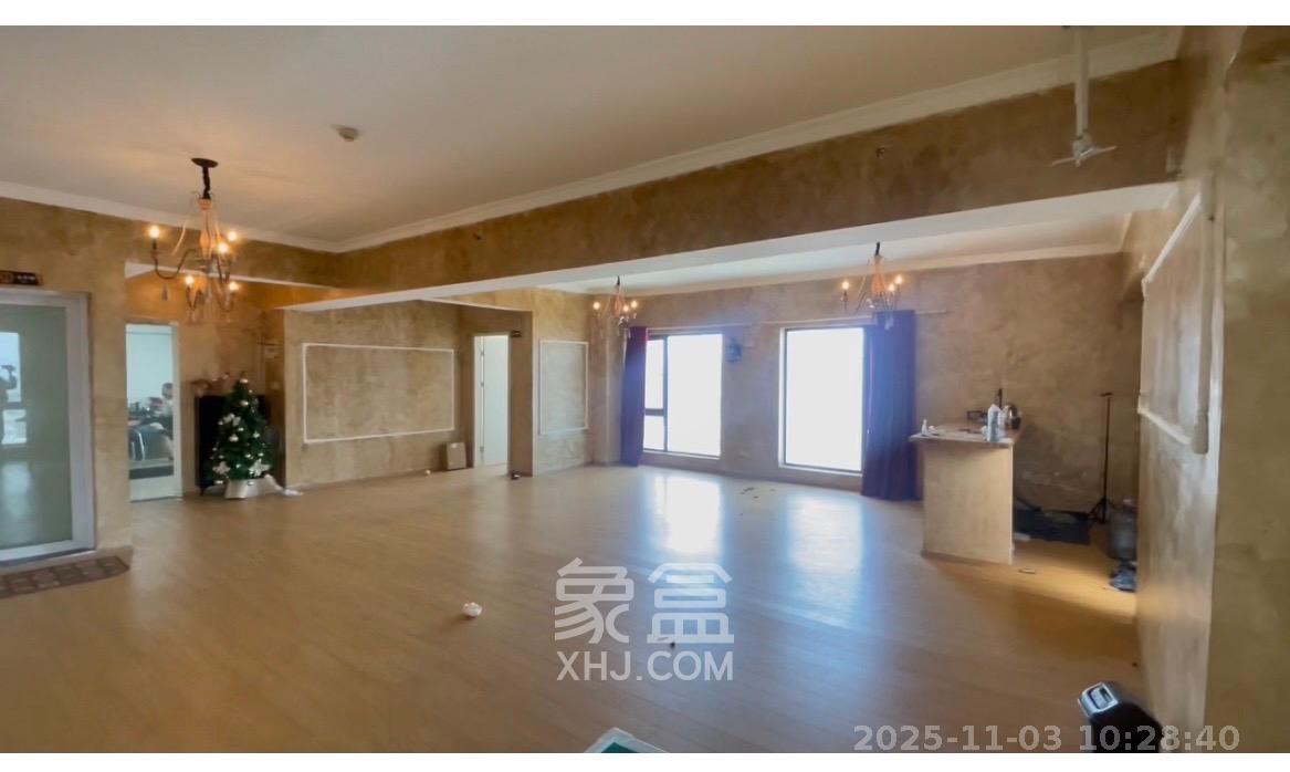 星大峰汇商务楼  1室1厅1卫    3000.0元/月室内图1