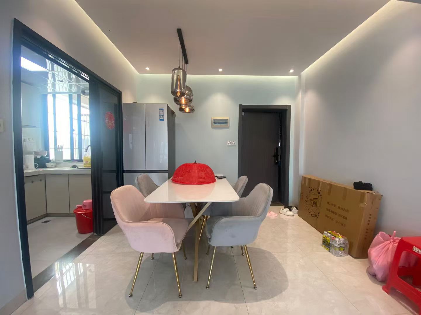 海嘉雅园  1室0厅0卫    128.0万客厅