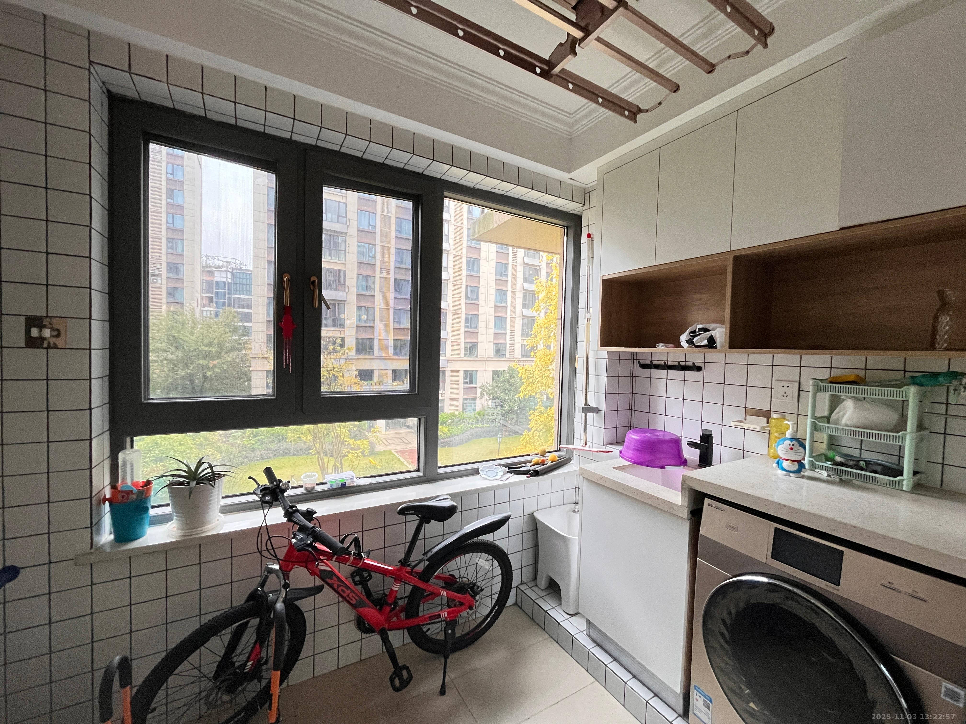 中海新城熙岸(中信新城五期) 3室2厅2卫 3000.0元/月 中海新城熙岸(中信新城五期) 3室2厅2卫 3000.0元/月室内图