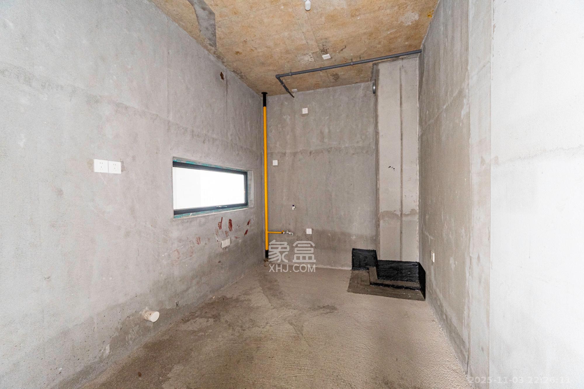 和顺府 4室2厅2卫 120.0万 和顺府 4室2厅2卫 120.0万厨房