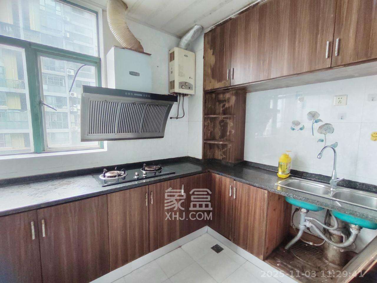 望兴景园一期  3室2厅1卫    2200.0元/月室内图