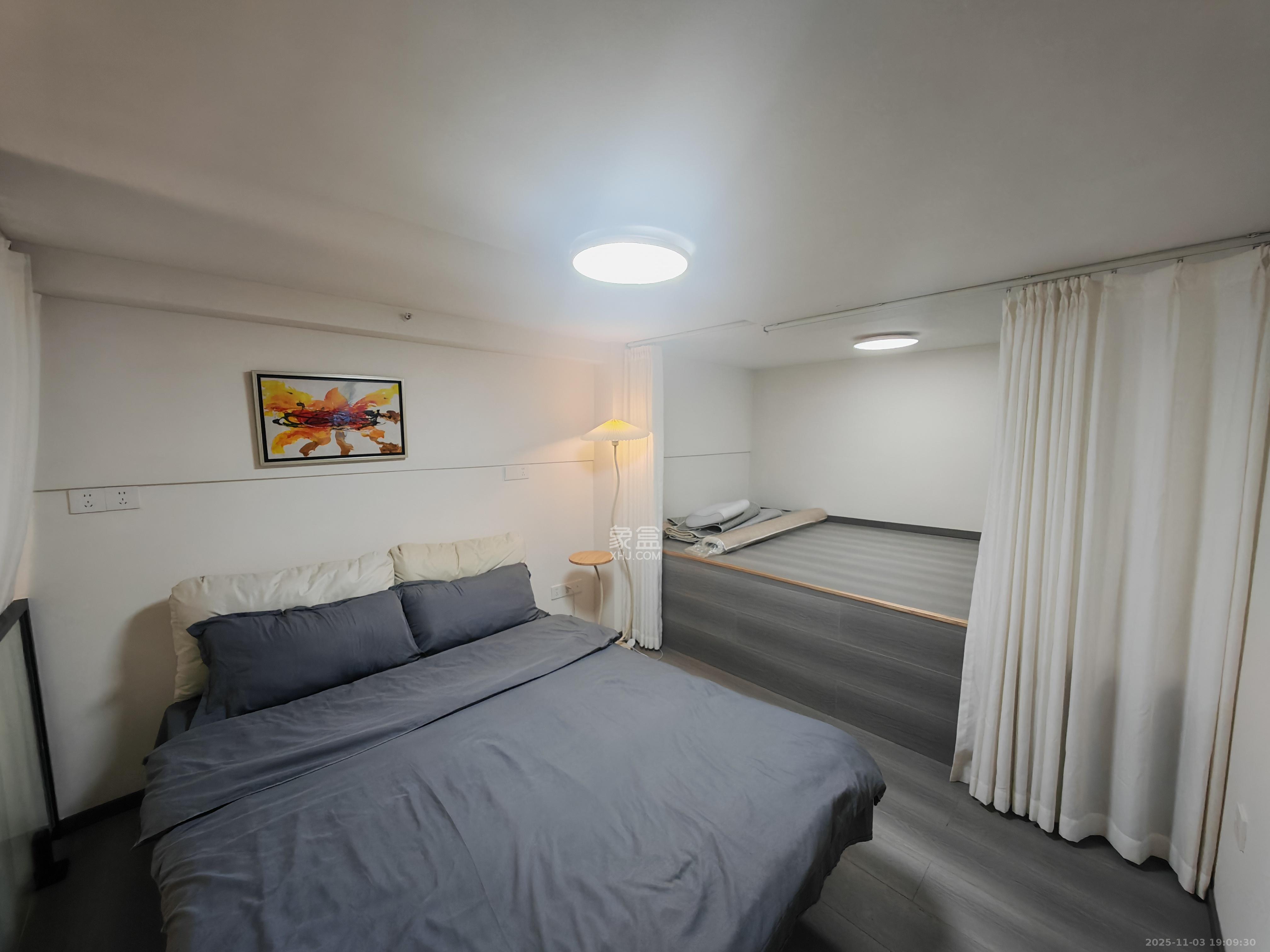 复地滨江金融中心  2室1厅1卫    2700.0元/月室内图