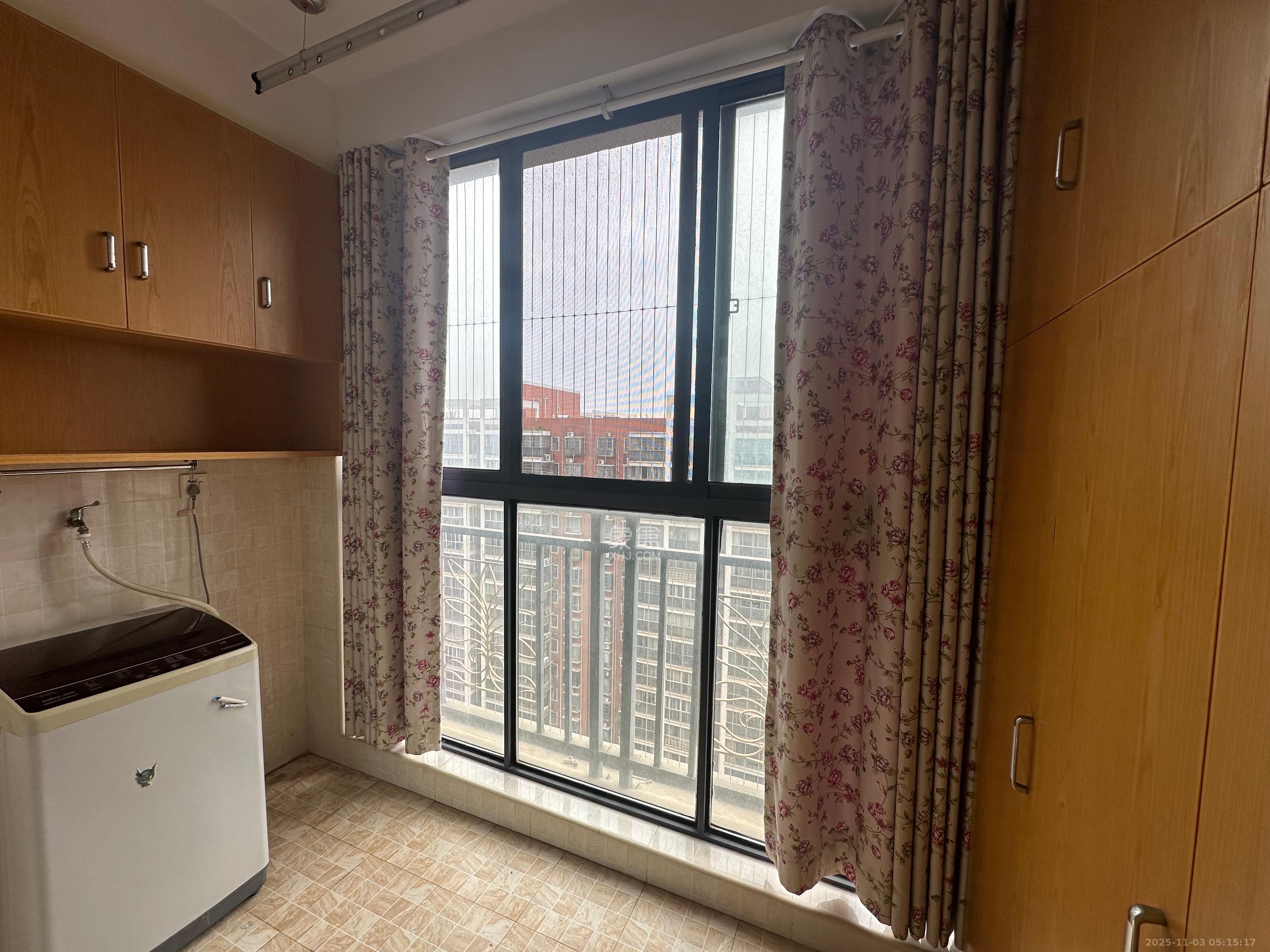 阳光锦城  2室2厅1卫    2900.0元/月室内图