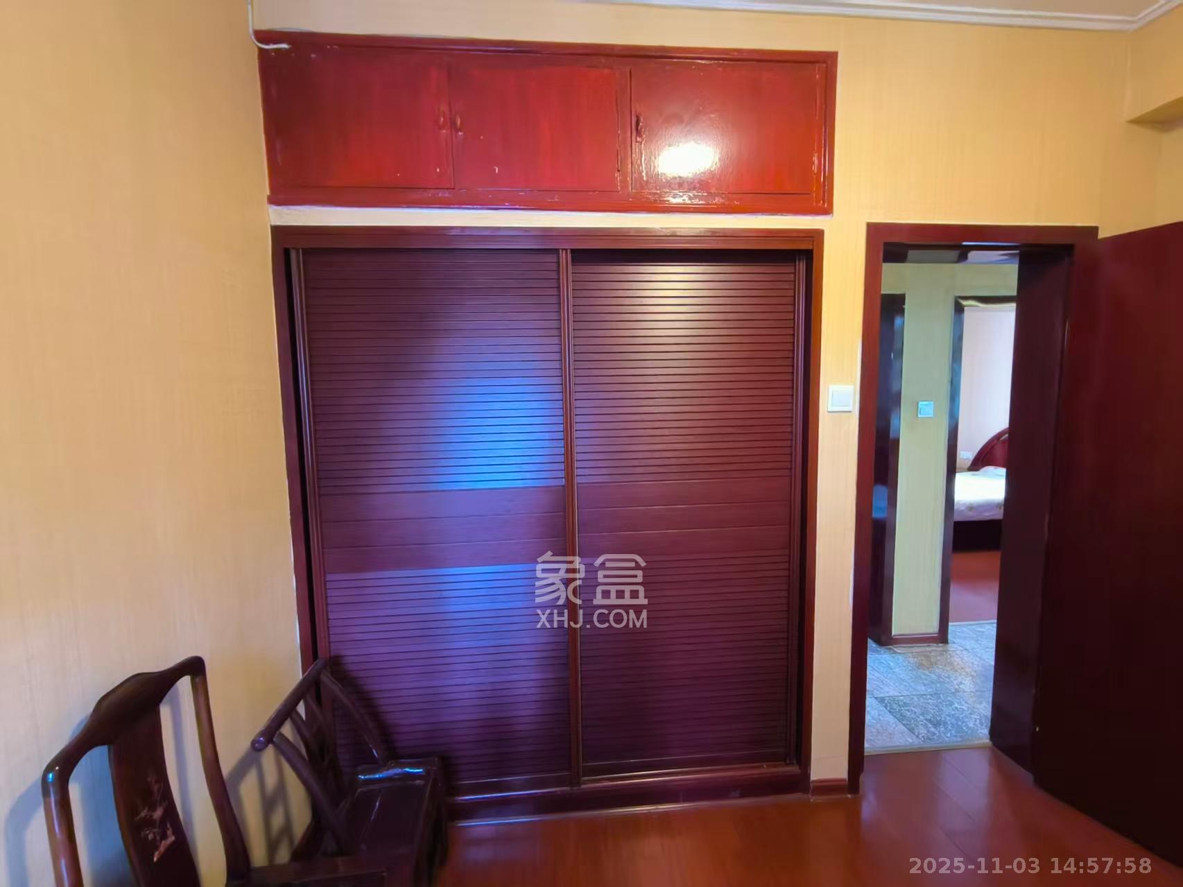 向韶村  3室2厅1卫    2080.0元/月室内图