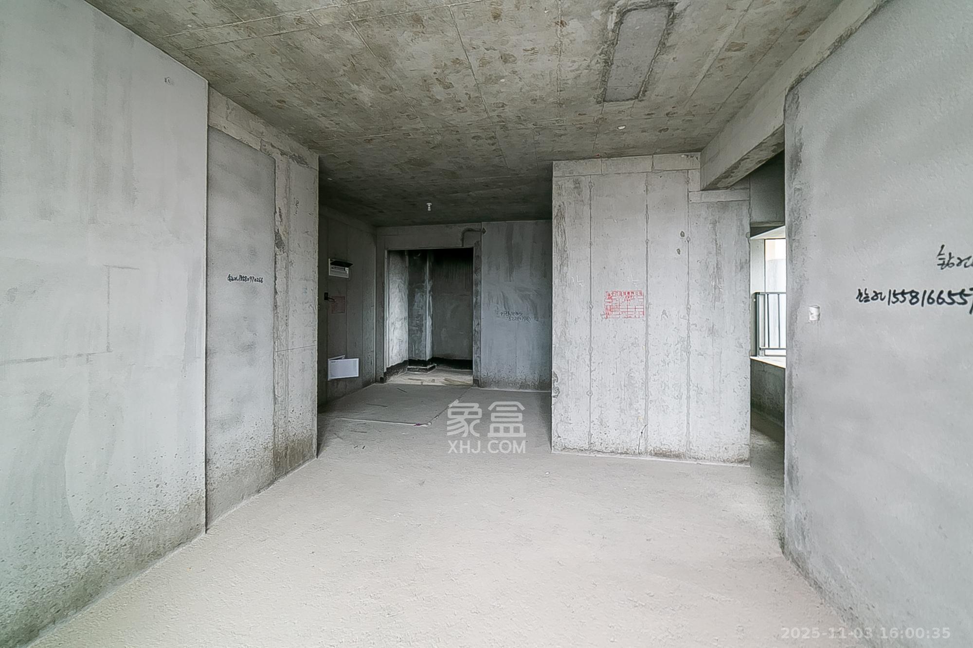 岭福家苑(天心佳苑)  2室1厅1卫    70.0万 岭福家苑(天心佳苑)  2室1厅1卫    70.0万客厅