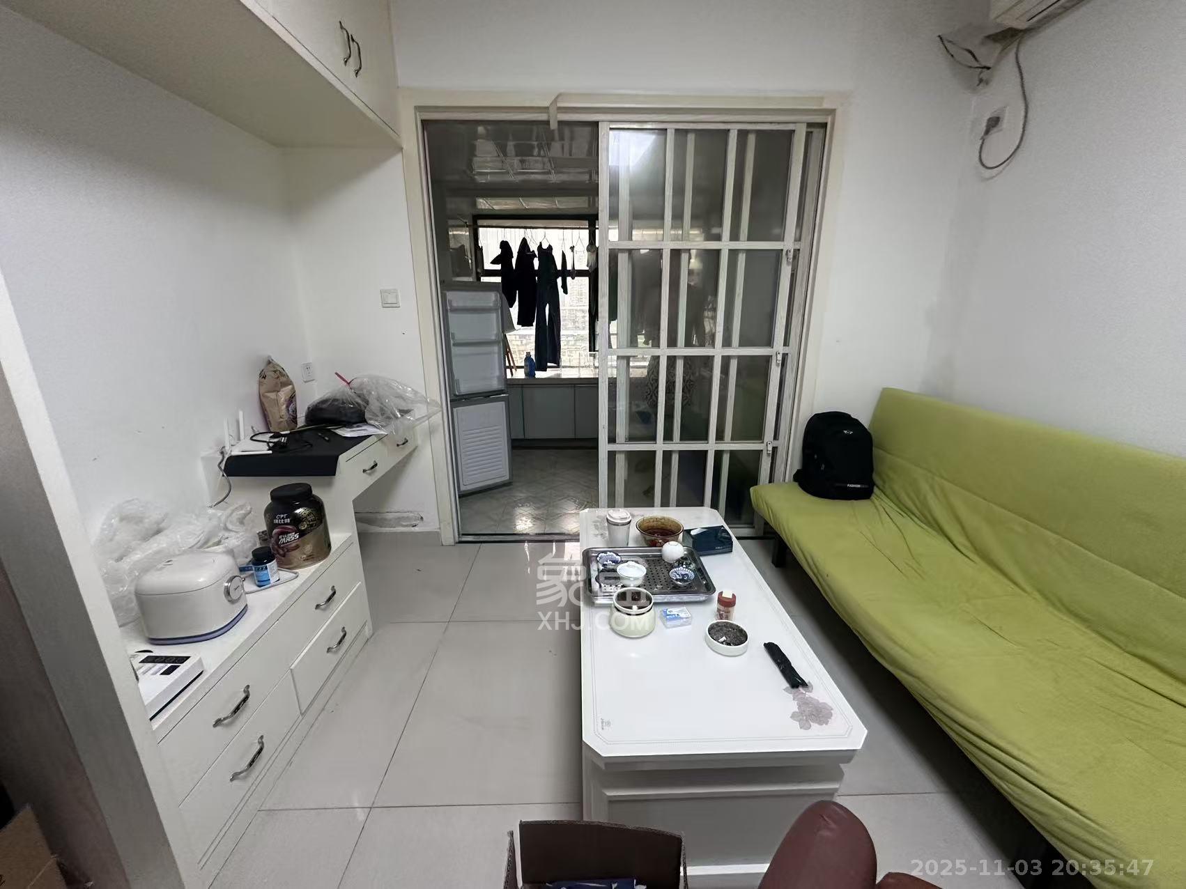 蓝湾国际广场 1室1厅1卫 1500.0元/月 蓝湾国际广场 1室1厅1卫 1500.0元/月室内图