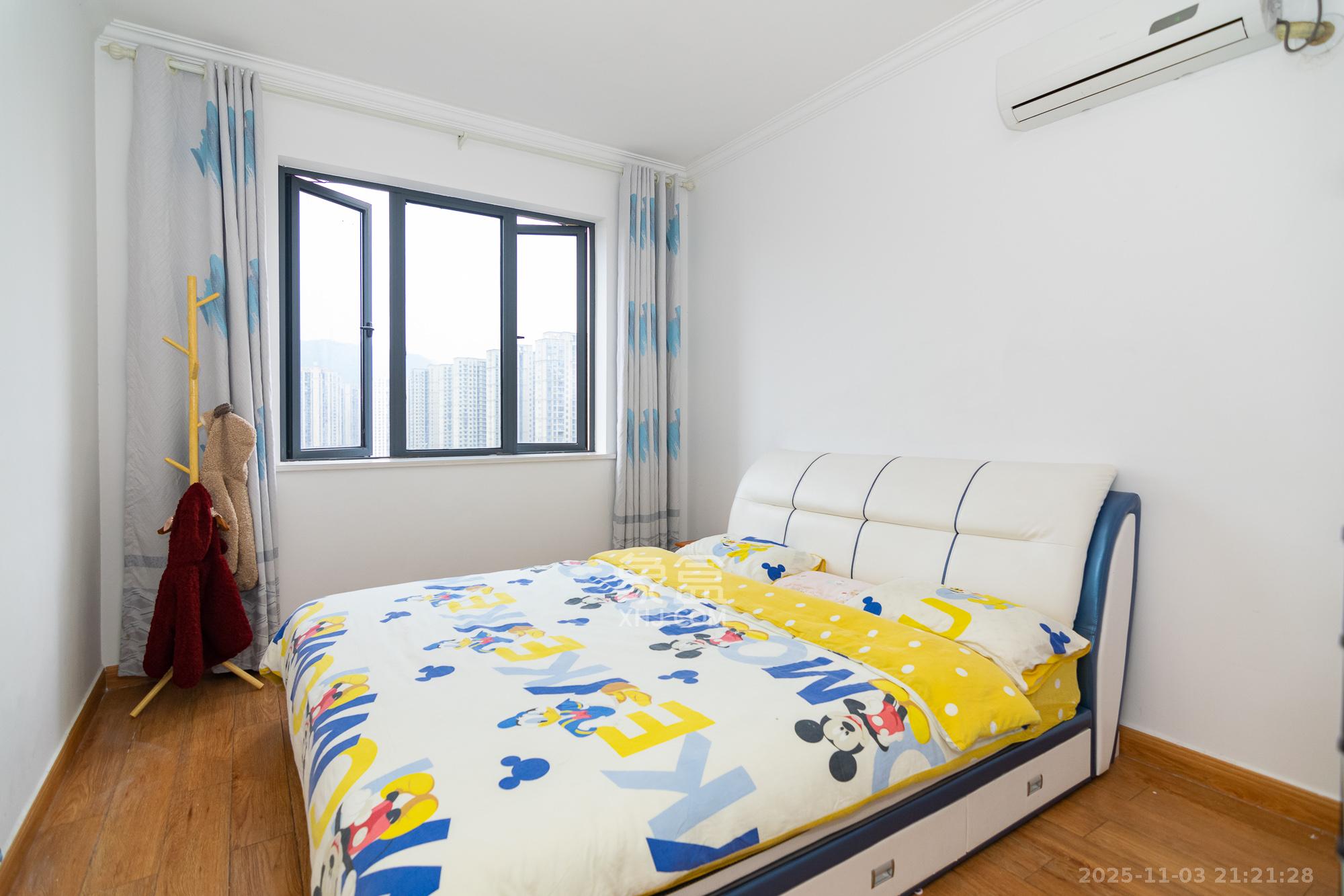 澳海澜庭 2室2厅1卫 46.9万 澳海澜庭 2室2厅1卫 46.9万卧室