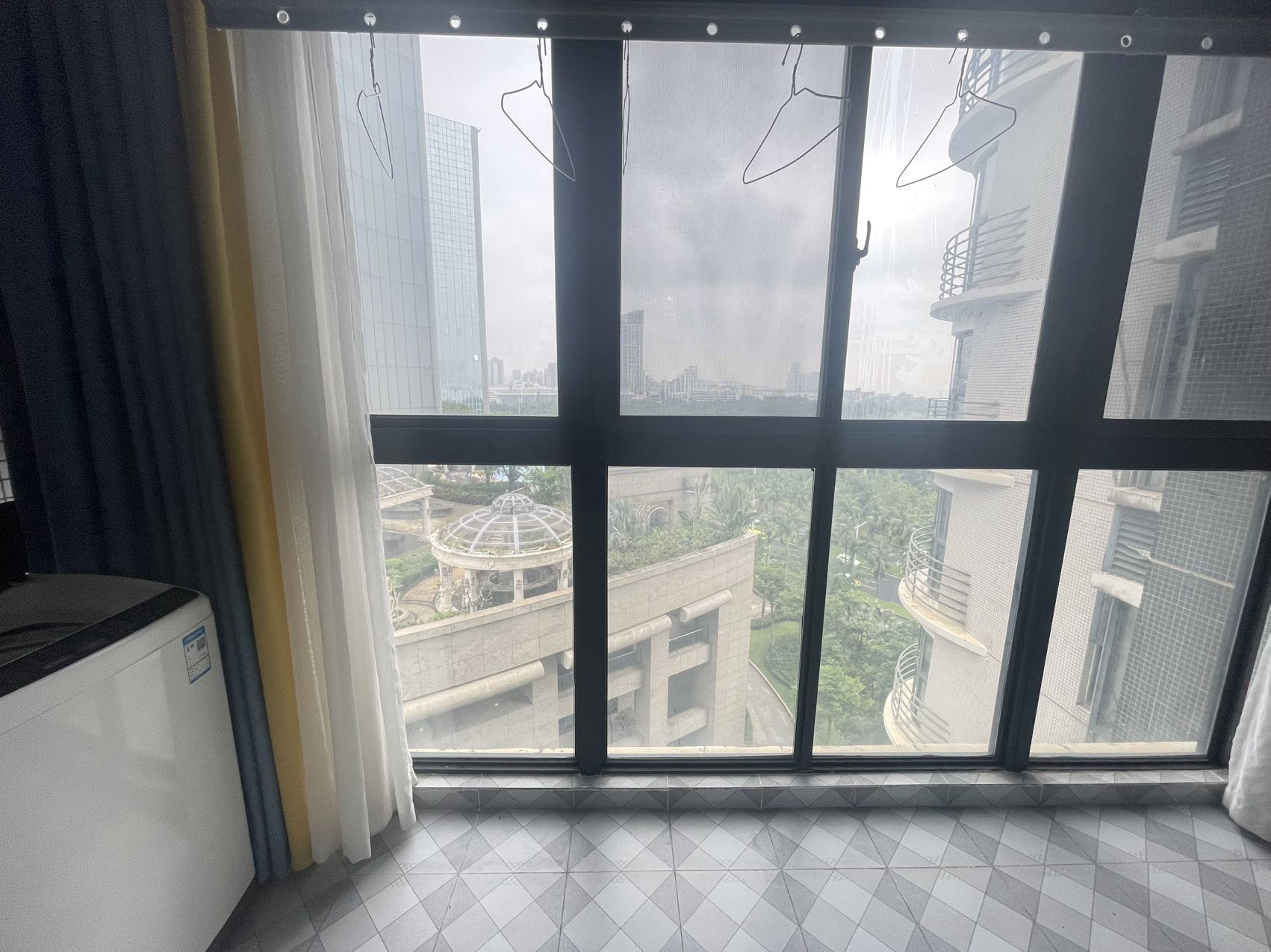 宝华海景 2室1厅1卫 3000.0元/月 宝华海景 2室1厅1卫 3000.0元/月室内图