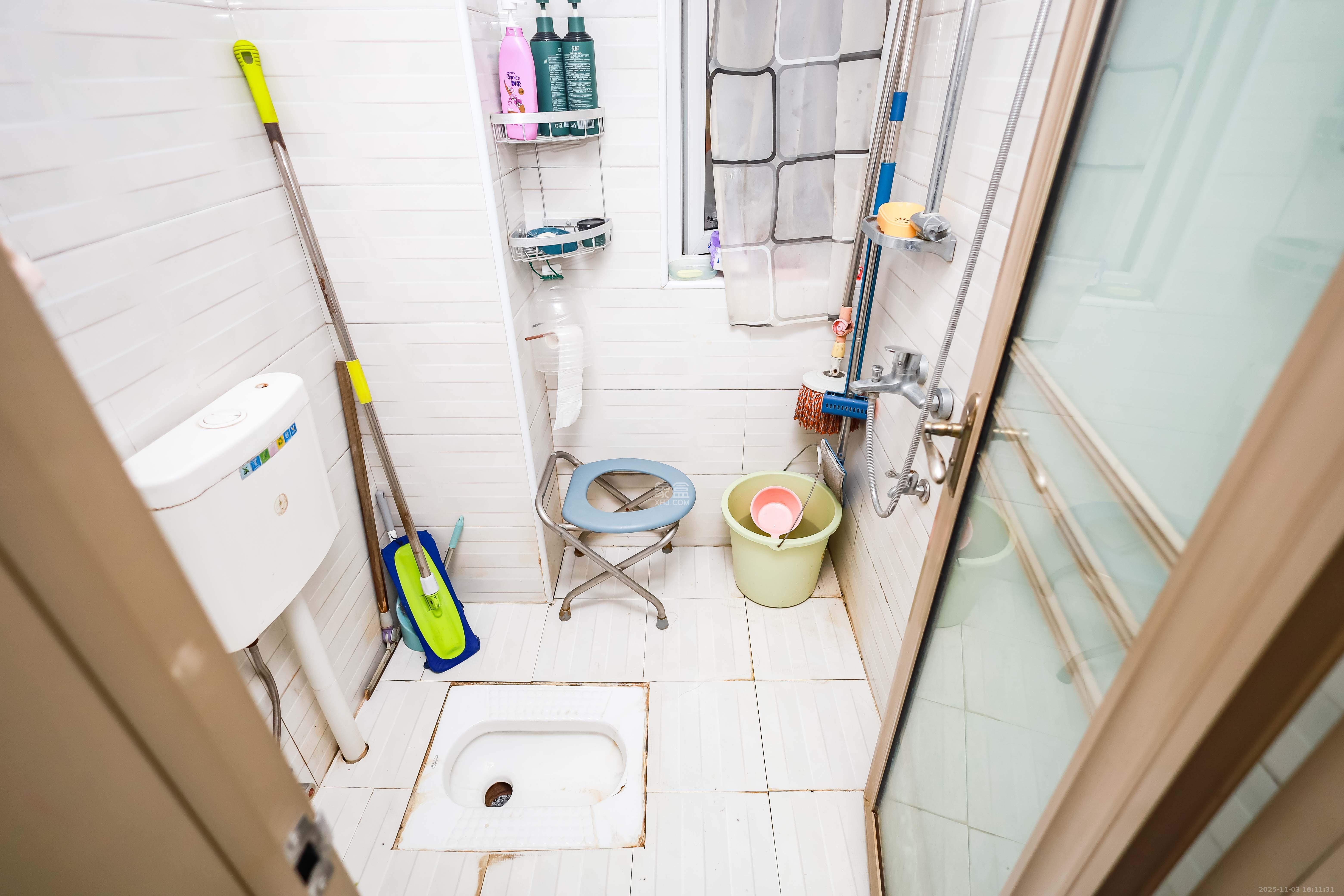 天麓尚层  1室2厅1卫    68.0万 天麓尚层  1室2厅1卫    68.0万卫生间