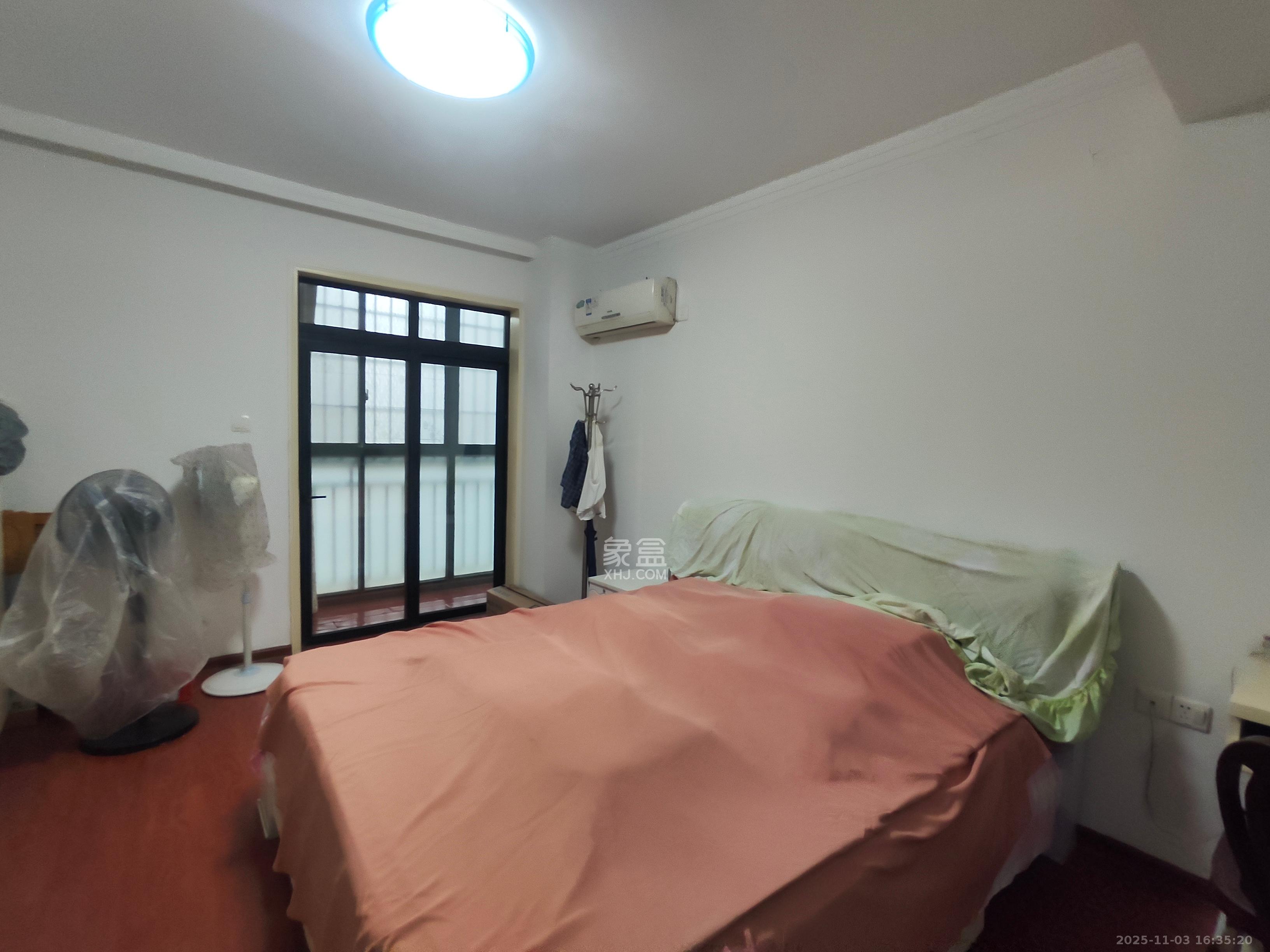 浏阳河畔家园  2室1厅1卫    2600.0元/月室内图