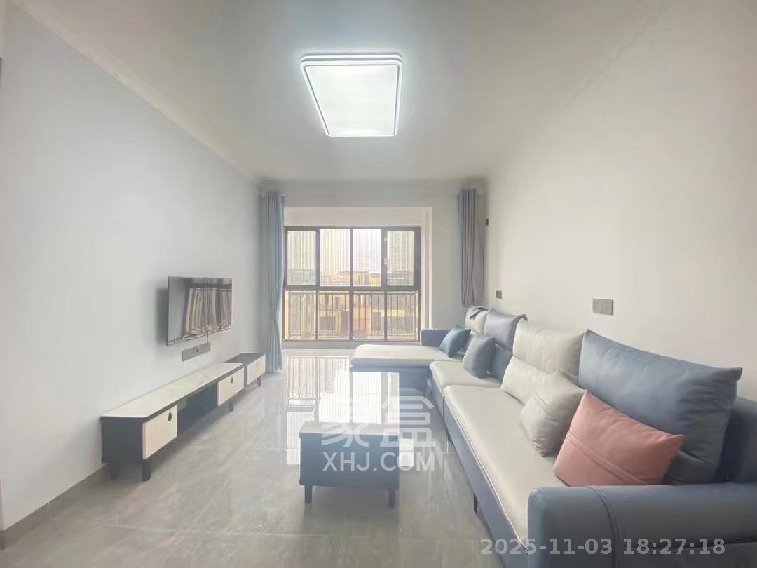 芙蓉万国城MOMA（卓越汇富苑）  3室1厅1卫    2600.0元/月室内图