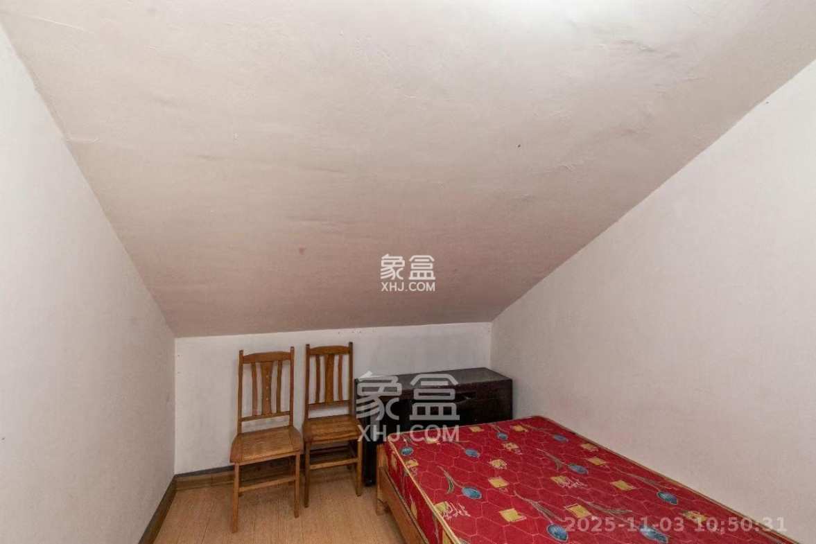 紫薇苑 4室1厅1卫 1800.0元/月 紫薇苑 4室1厅1卫 1800.0元/月室内图