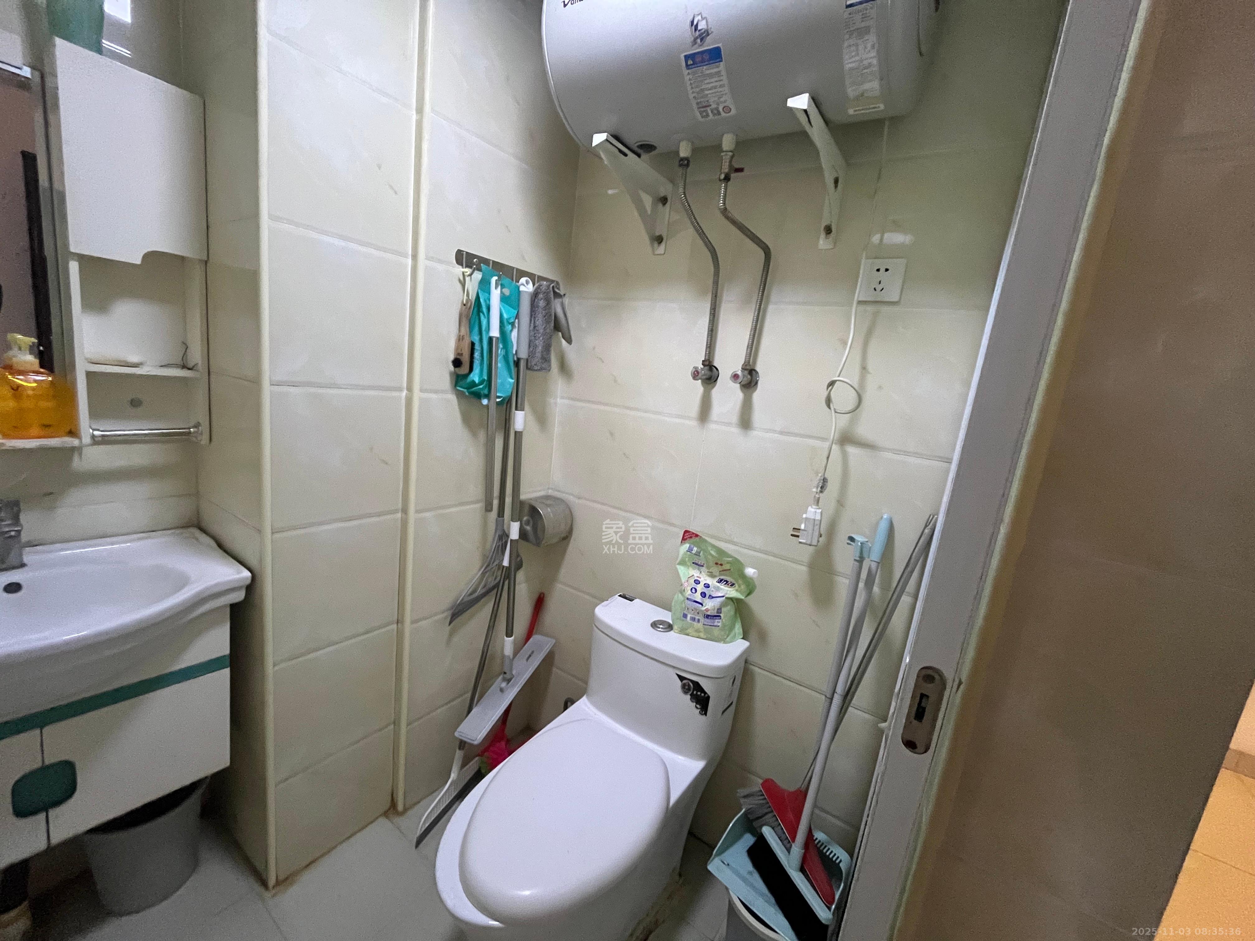 欧亚达国际广场  1室1厅1卫    1280.0元/月室内图