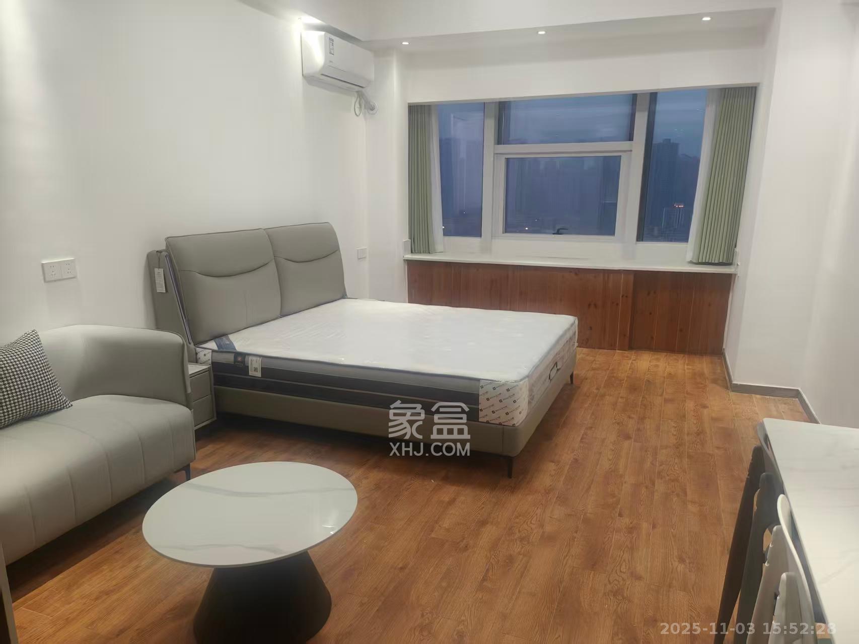 宇成开福广场  1室1厅1卫    1700.0元/月