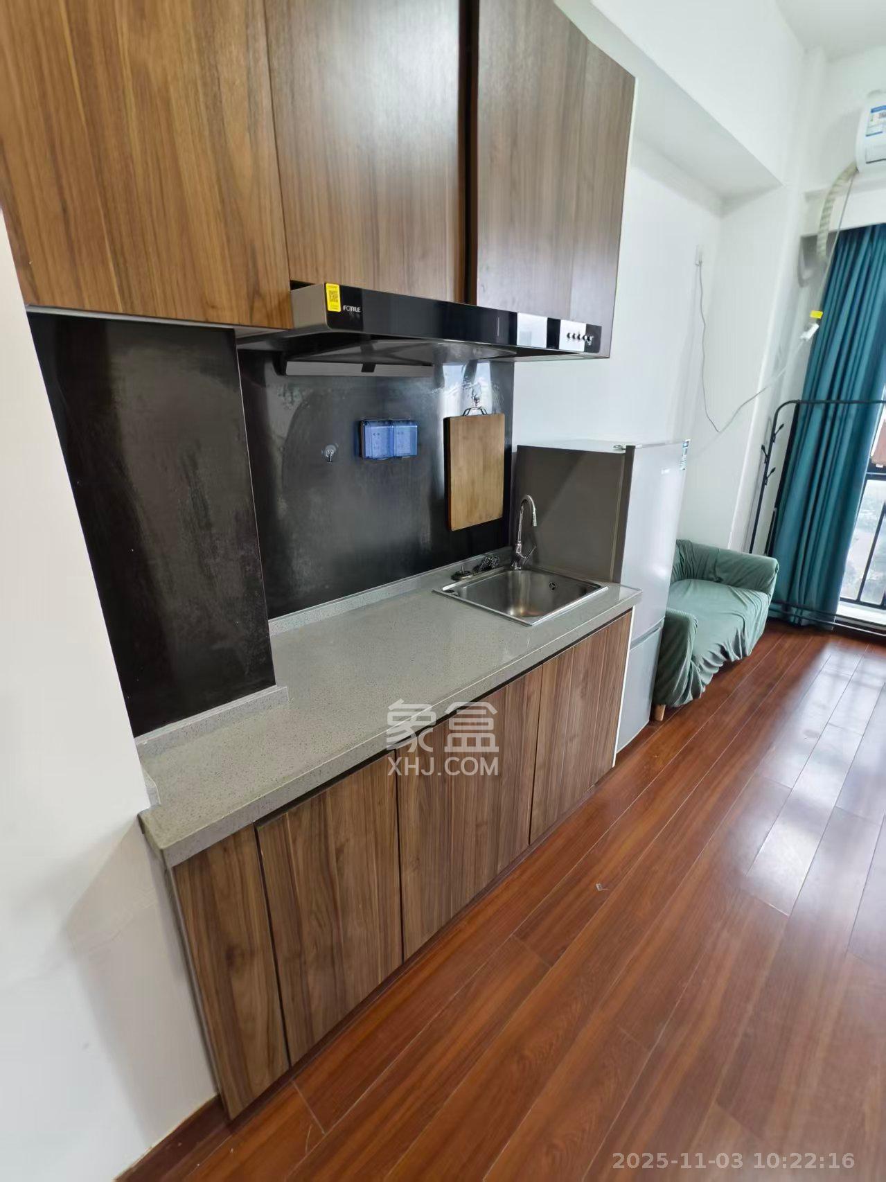 荣泰广场  1室1厅1卫    1100.0元/月室内图