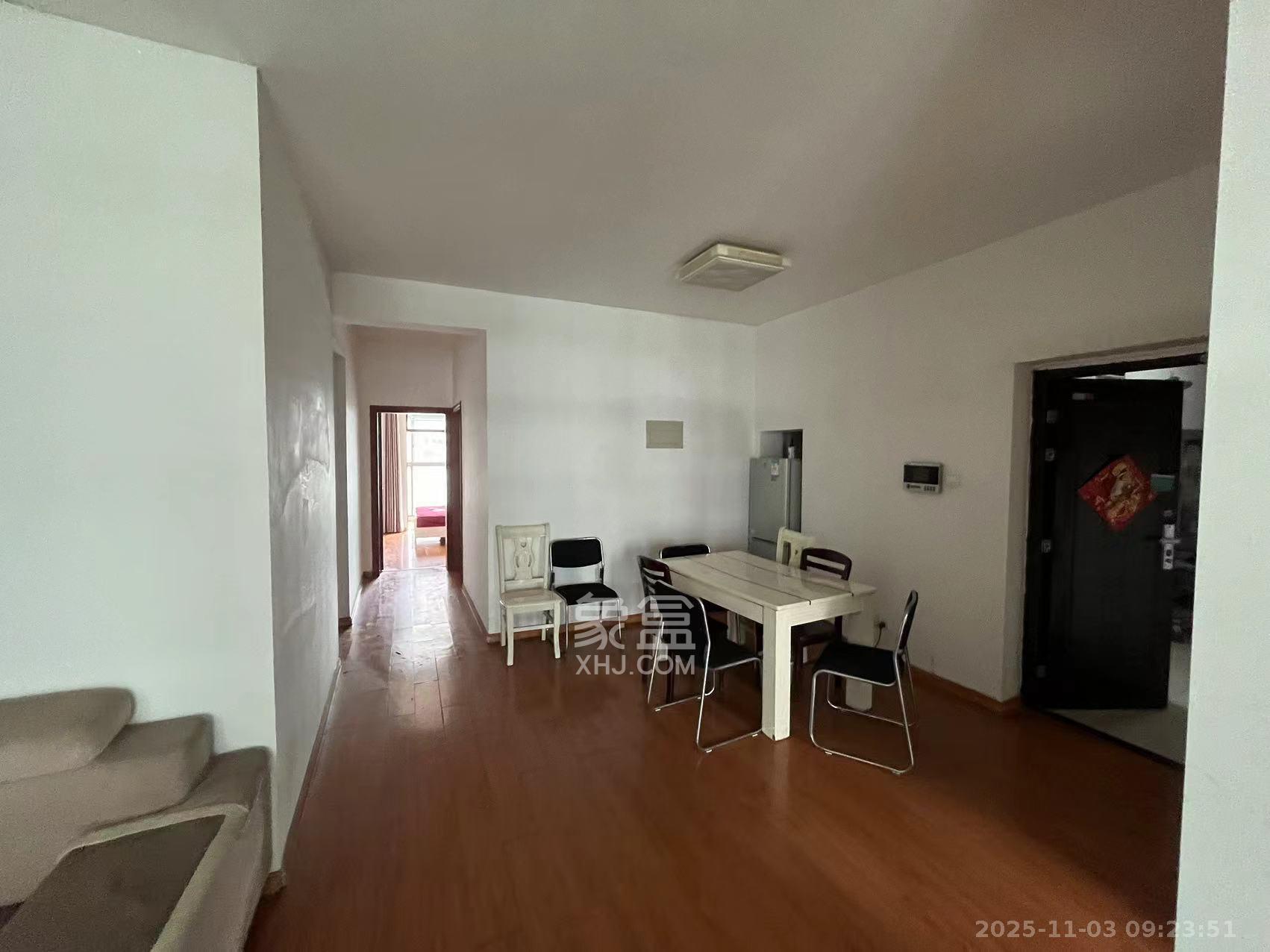 鑫远湘府华城 3室2厅1卫 2500.0元/月 鑫远湘府华城 3室2厅1卫 2500.0元/月室内图