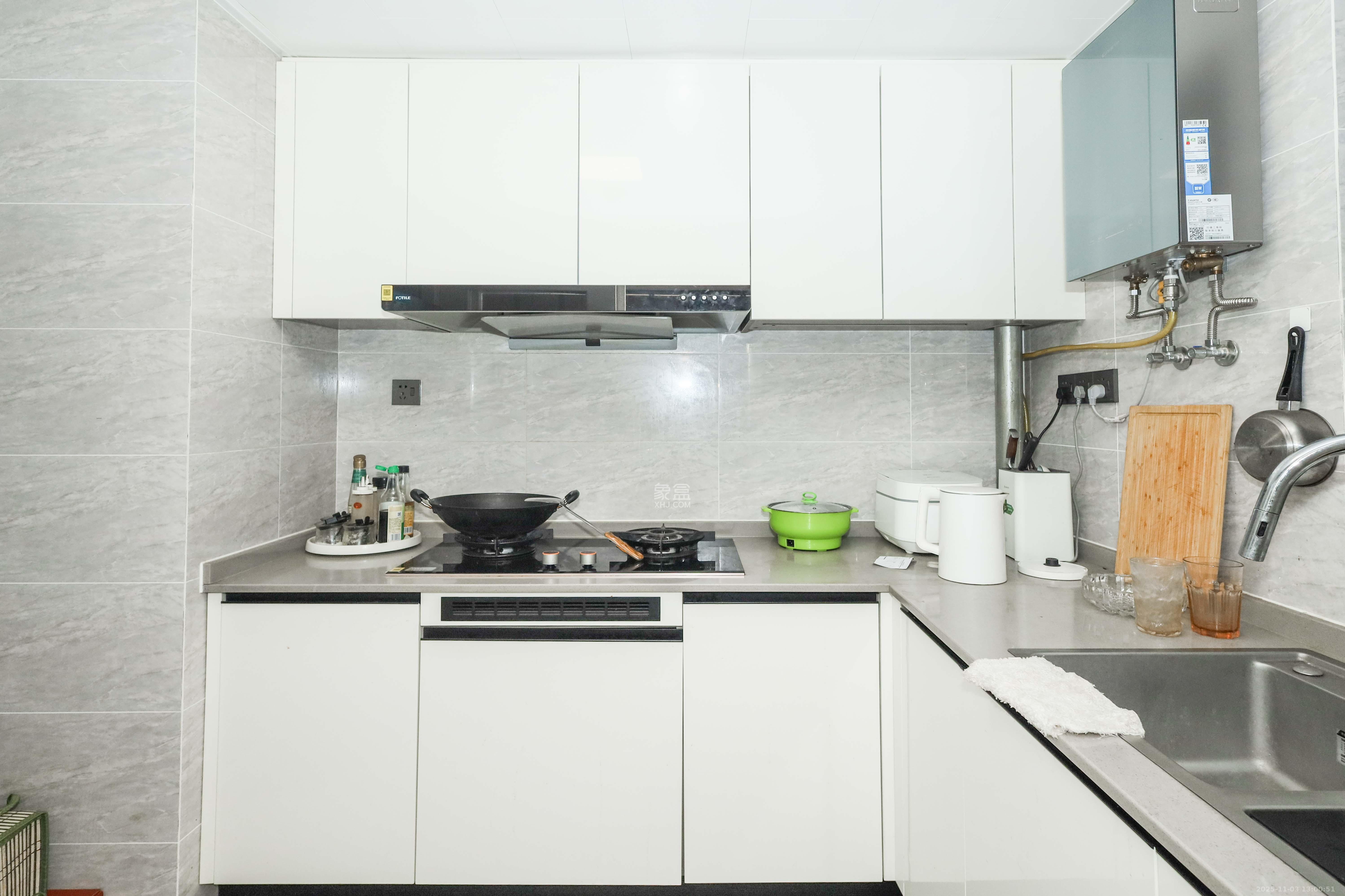 万科金色梦想C区 4室2厅2卫 168.0万 万科金色梦想C区 4室2厅2卫 168.0万厨房