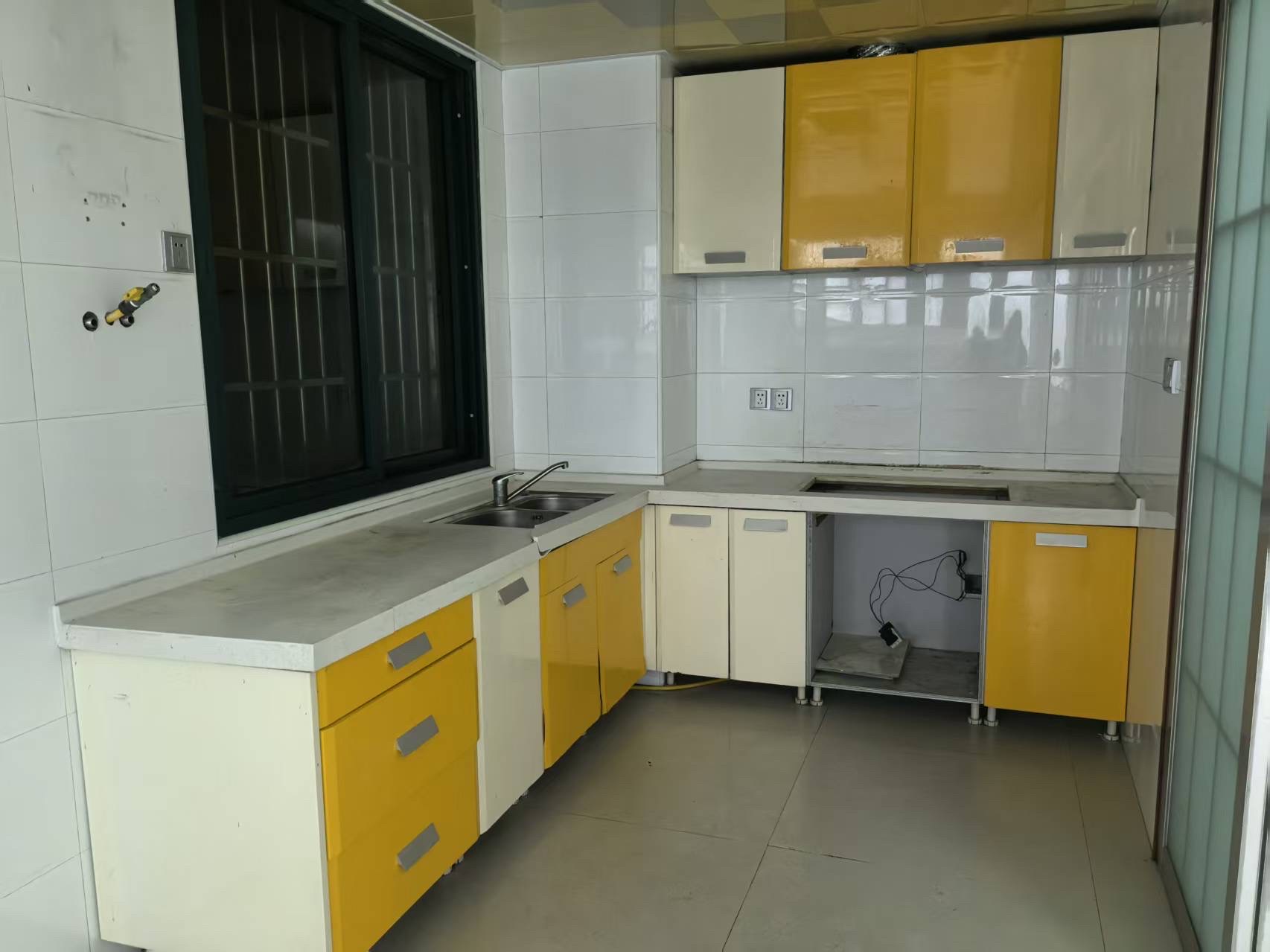 丽天名园 4室0厅0卫 3100.0元/月 丽天名园 4室0厅0卫 3100.0元/月户型图