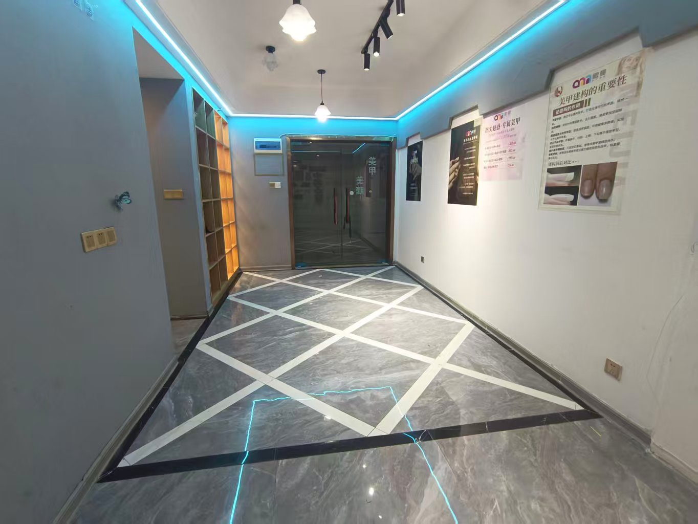 金钟大雁城  1室1厅1卫    1500.0元/月室内图