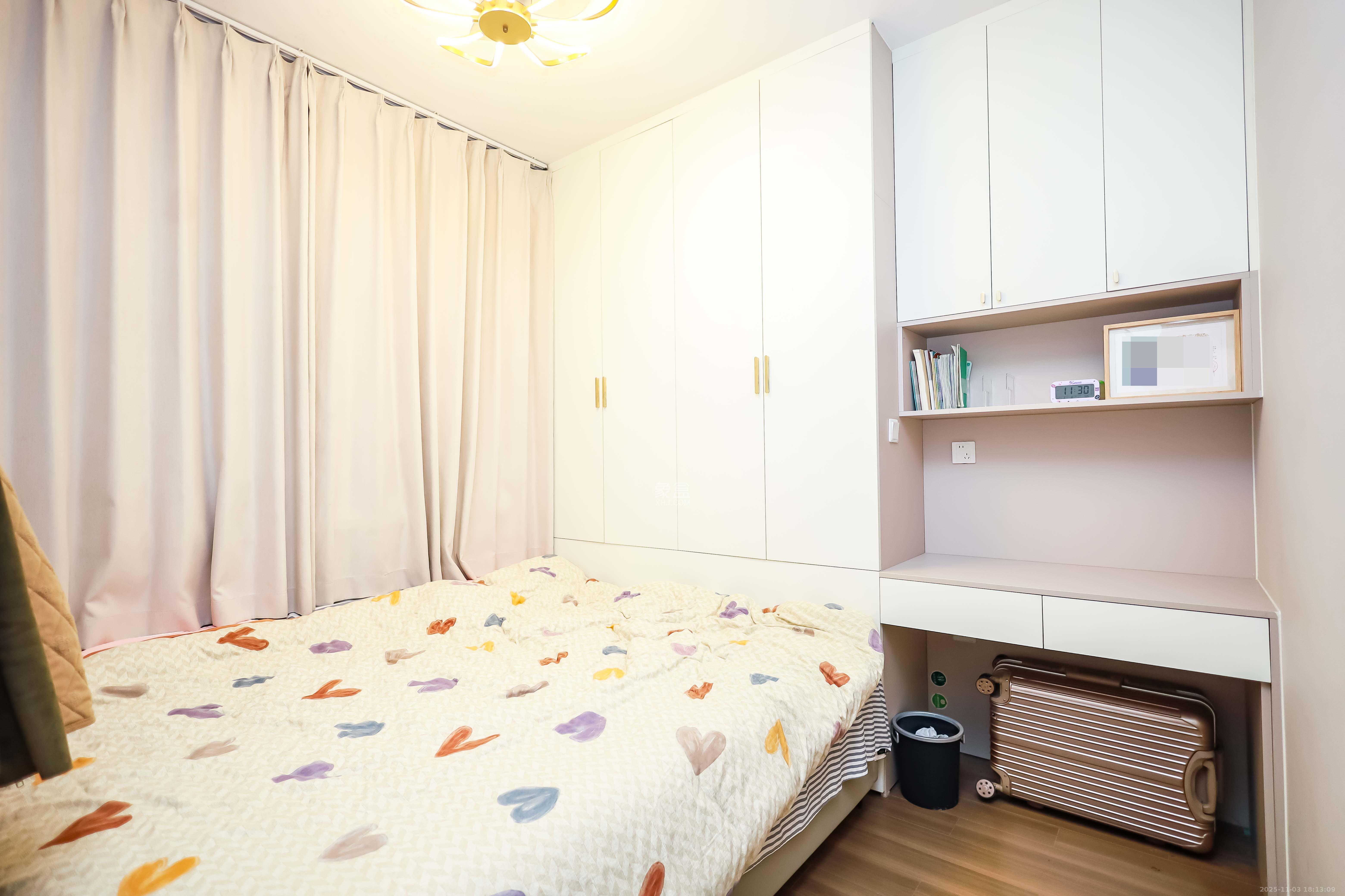 保利恒伟时光印象 4室3厅2卫 125.0万 保利恒伟时光印象 4室3厅2卫 125.0万卧室