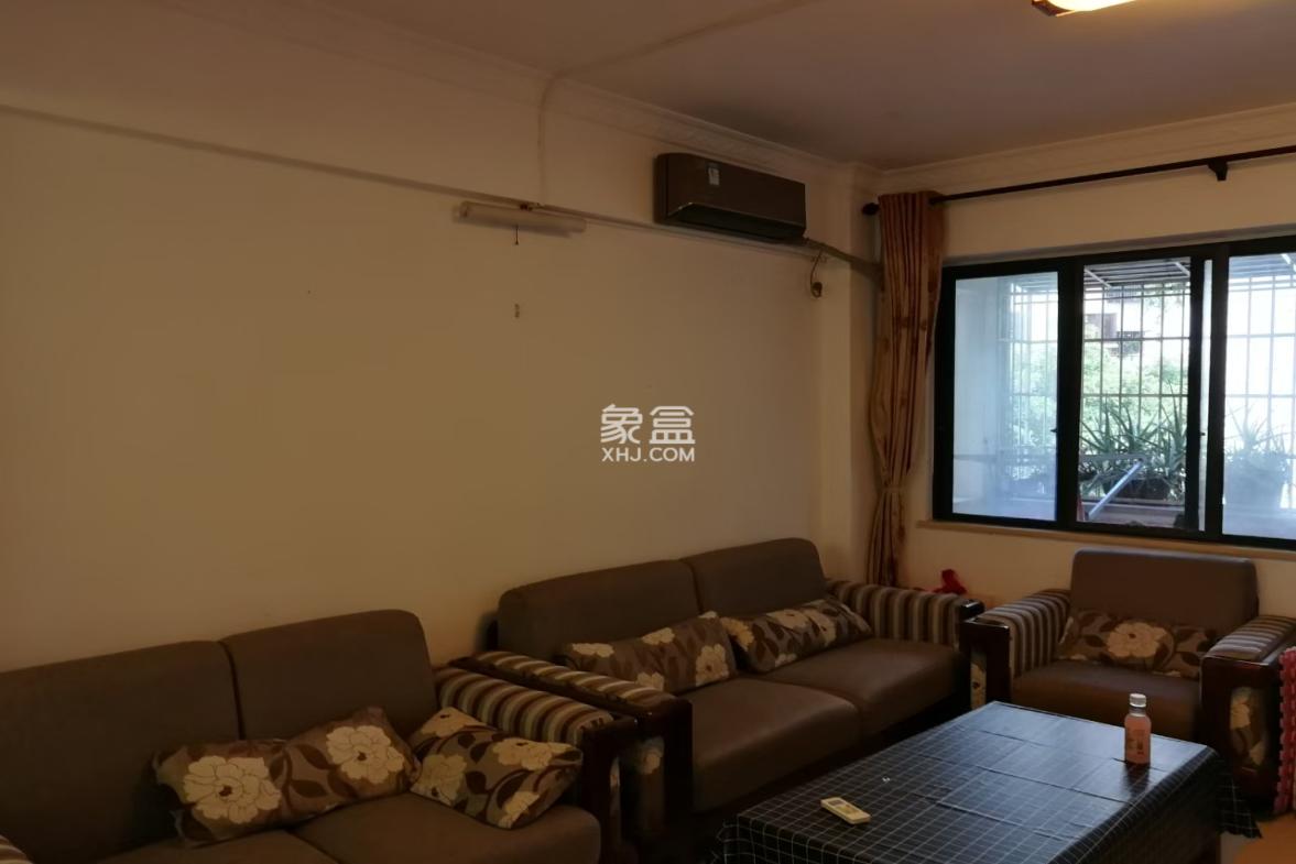 国贸大院 3室2厅2卫 2500.0元/月 国贸大院 3室2厅2卫 2500.0元/月室内图