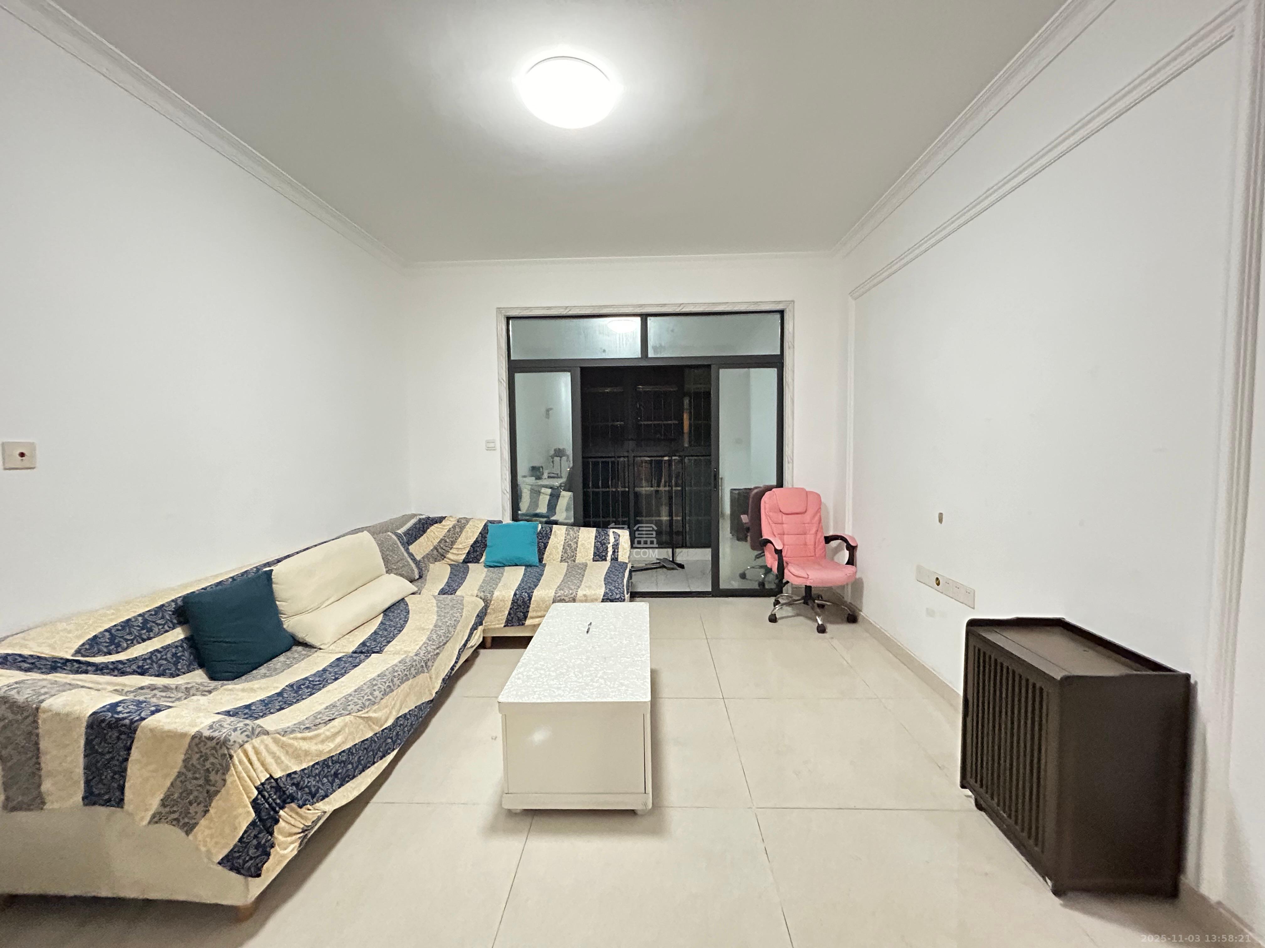 天元涉外景园C区  2室1厅1卫    2200.0元/月