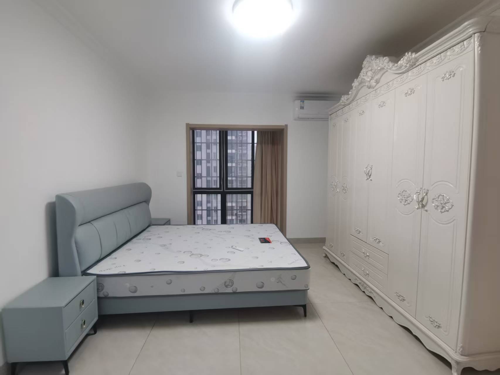 海航城  4室2厅2卫    3000.0元/月室内图