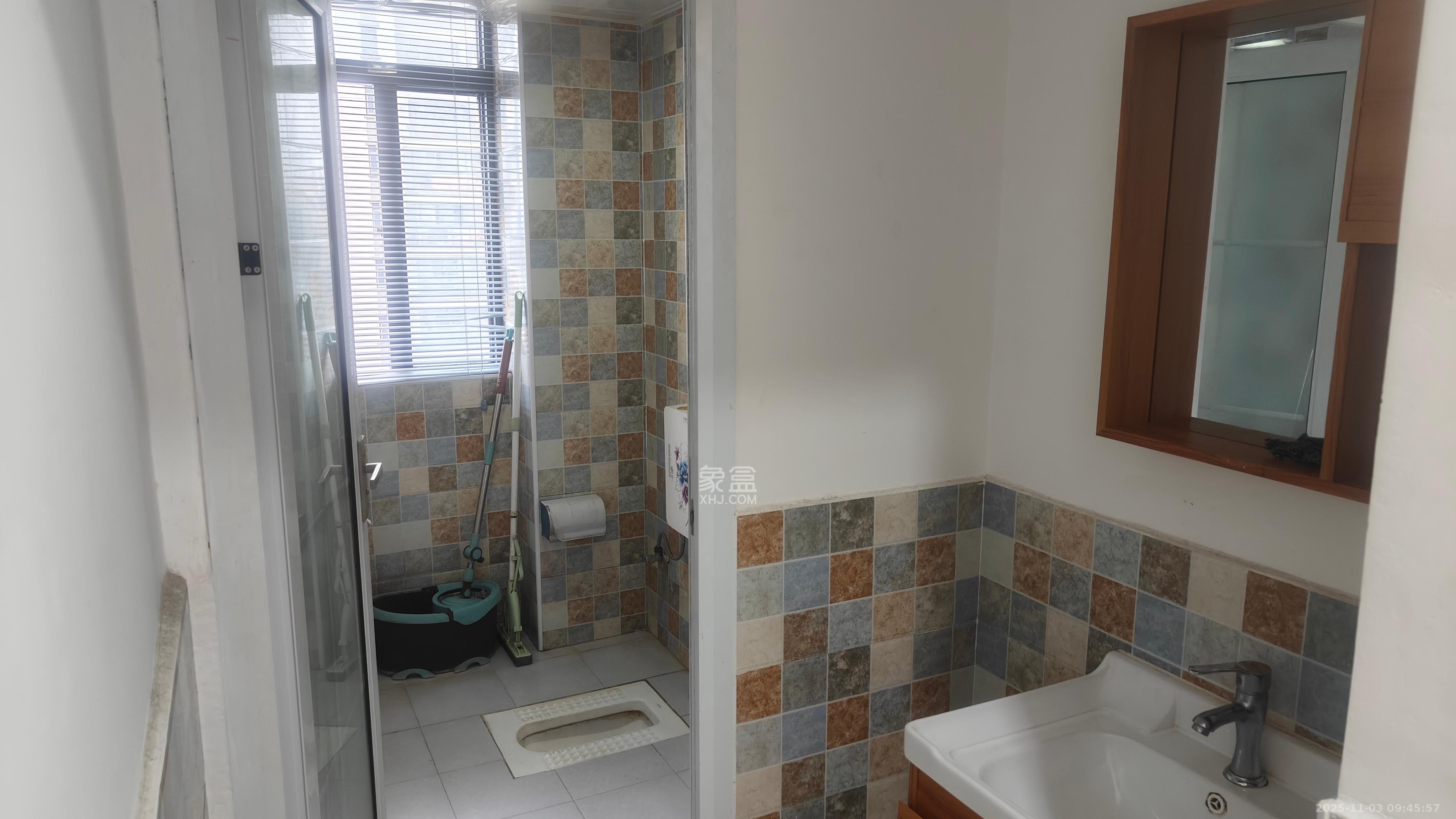 天翼花园(中国电信单位房) 2室2厅1卫 2400.0元/月 天翼花园(中国电信单位房) 2室2厅1卫 2400.0元/月室内图