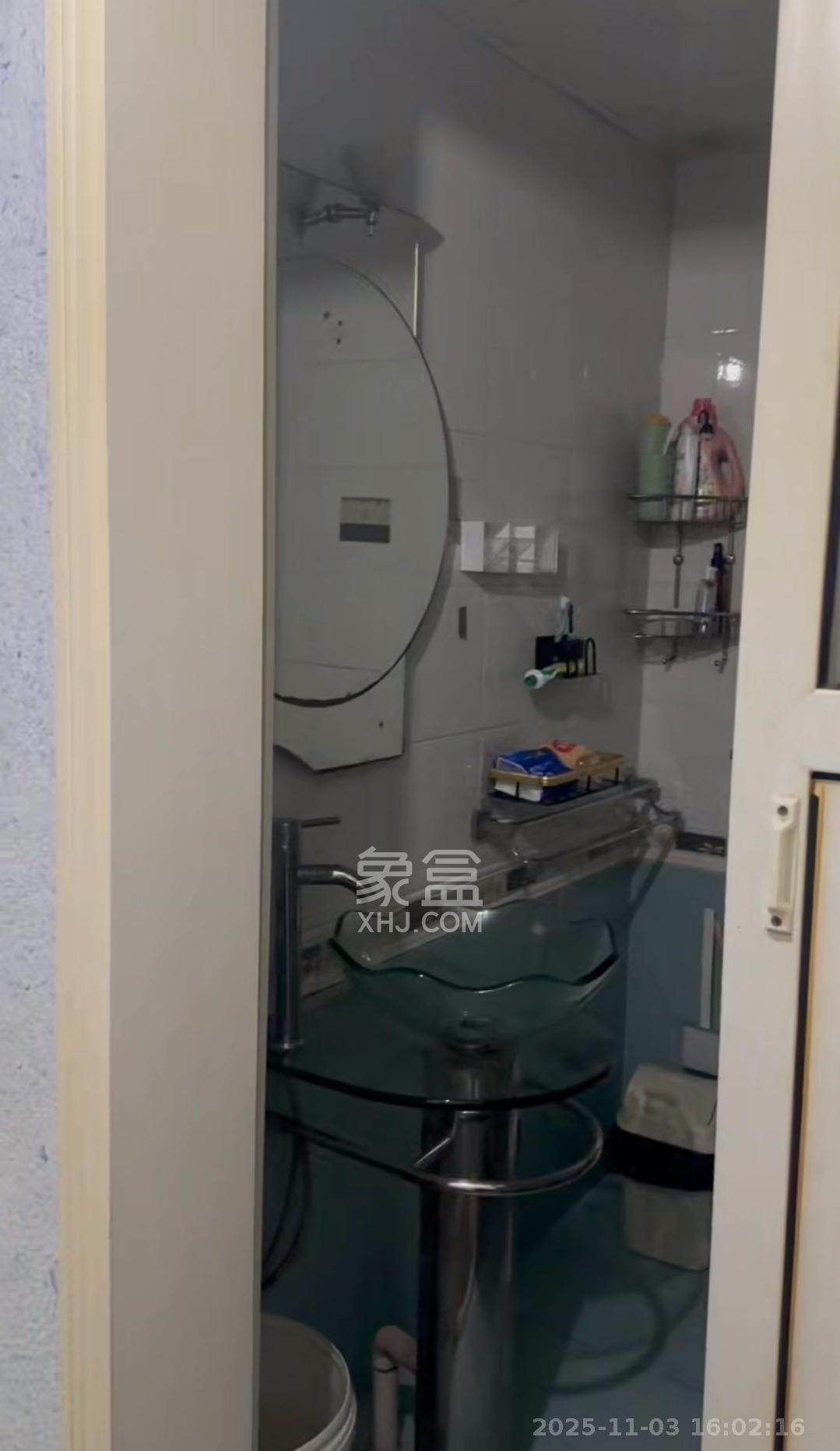 锦华时代 1室1厅1卫 1300.0元/月 锦华时代 1室1厅1卫 1300.0元/月室内图