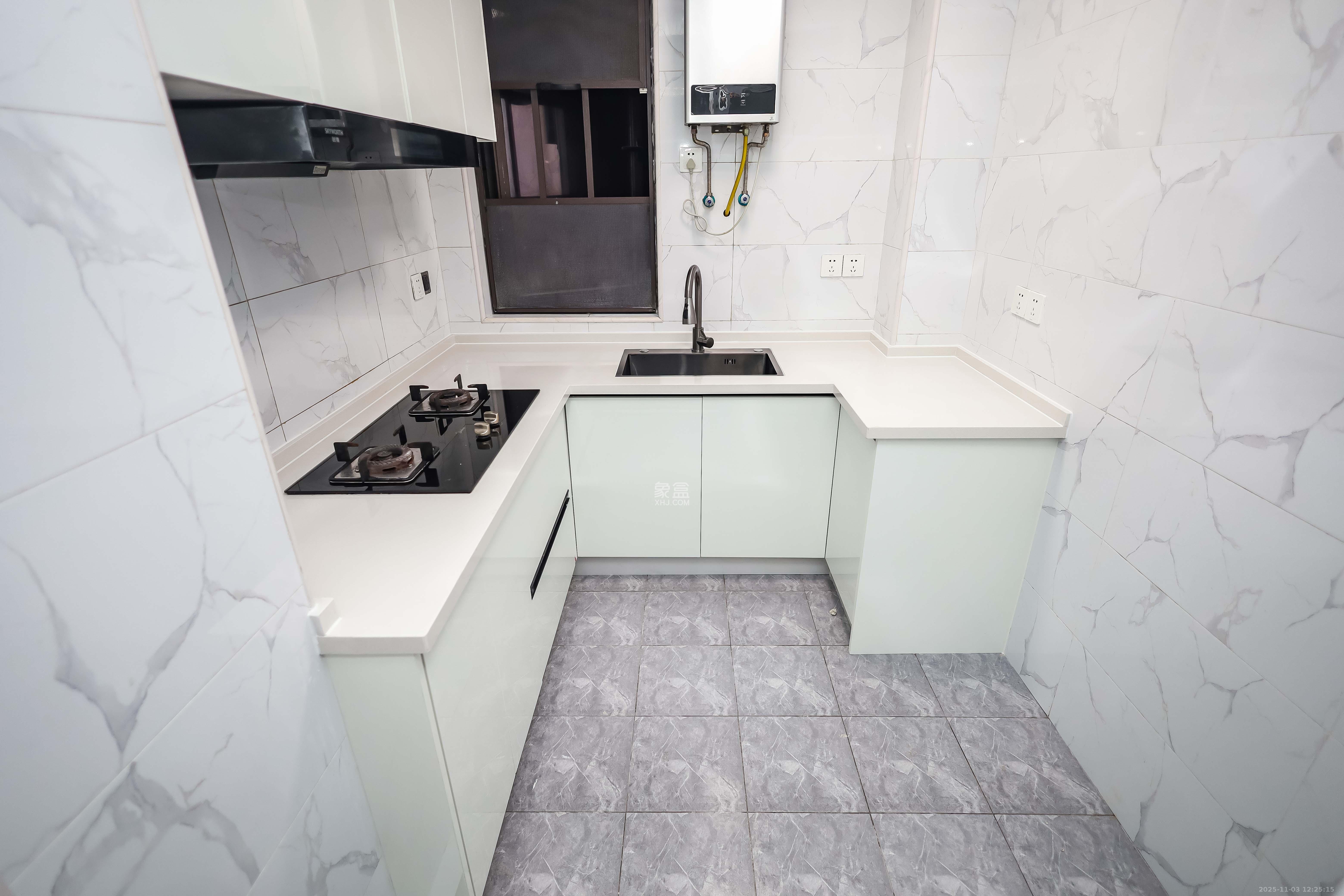 奥克斯缔壹城  3室2厅2卫    98.8万厨房