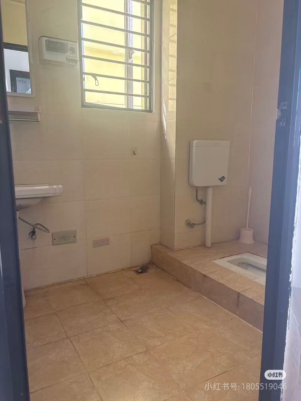 滨海新城Y11块地(滨海佳园) 3室1厅1卫 2400.0元/月 滨海新城Y11块地(滨海佳园) 3室1厅1卫 2400.0元/月室内图