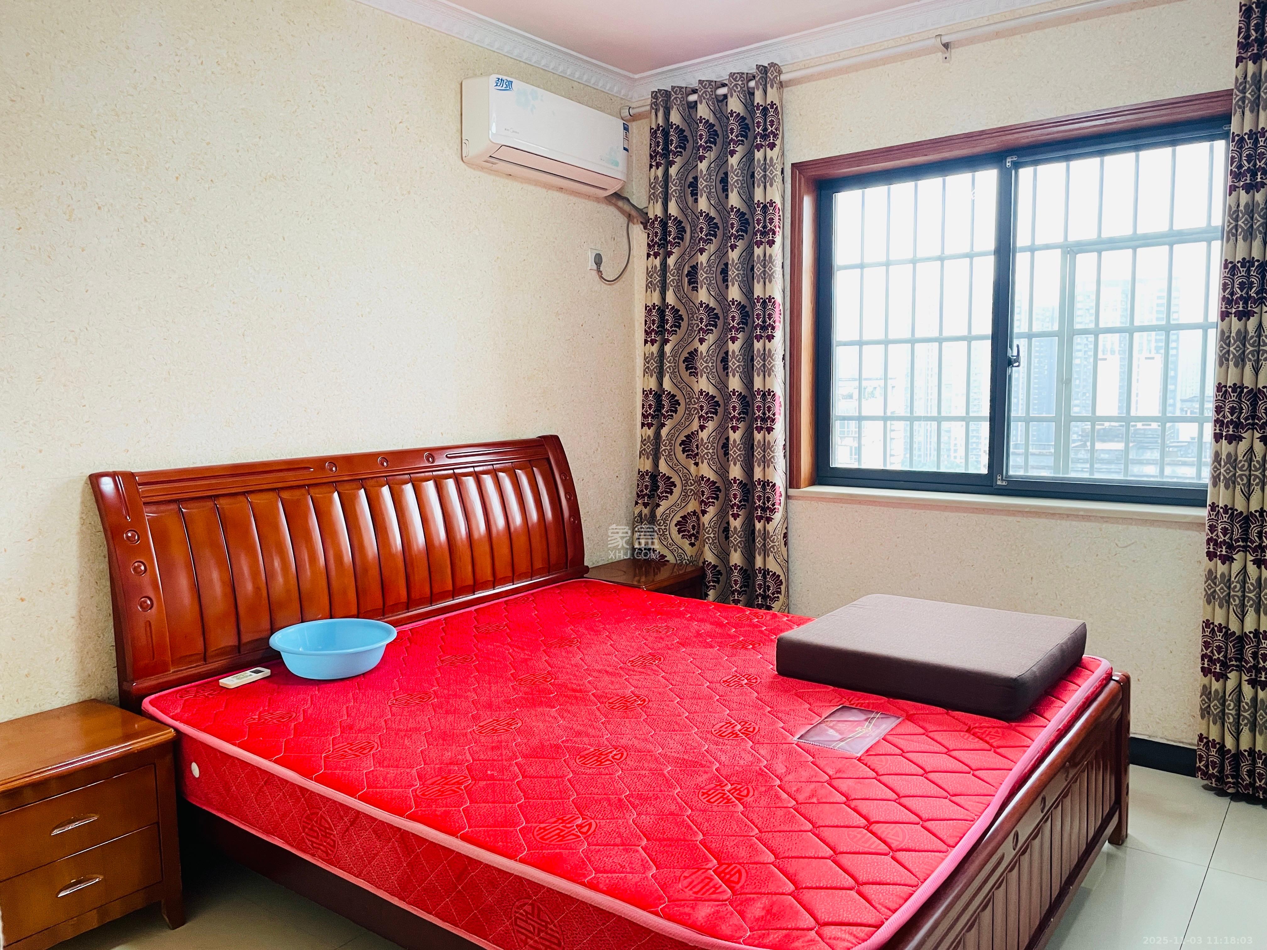 上峰苑（兰亭玥岛）  2室2厅1卫    2000.0元/月室内图