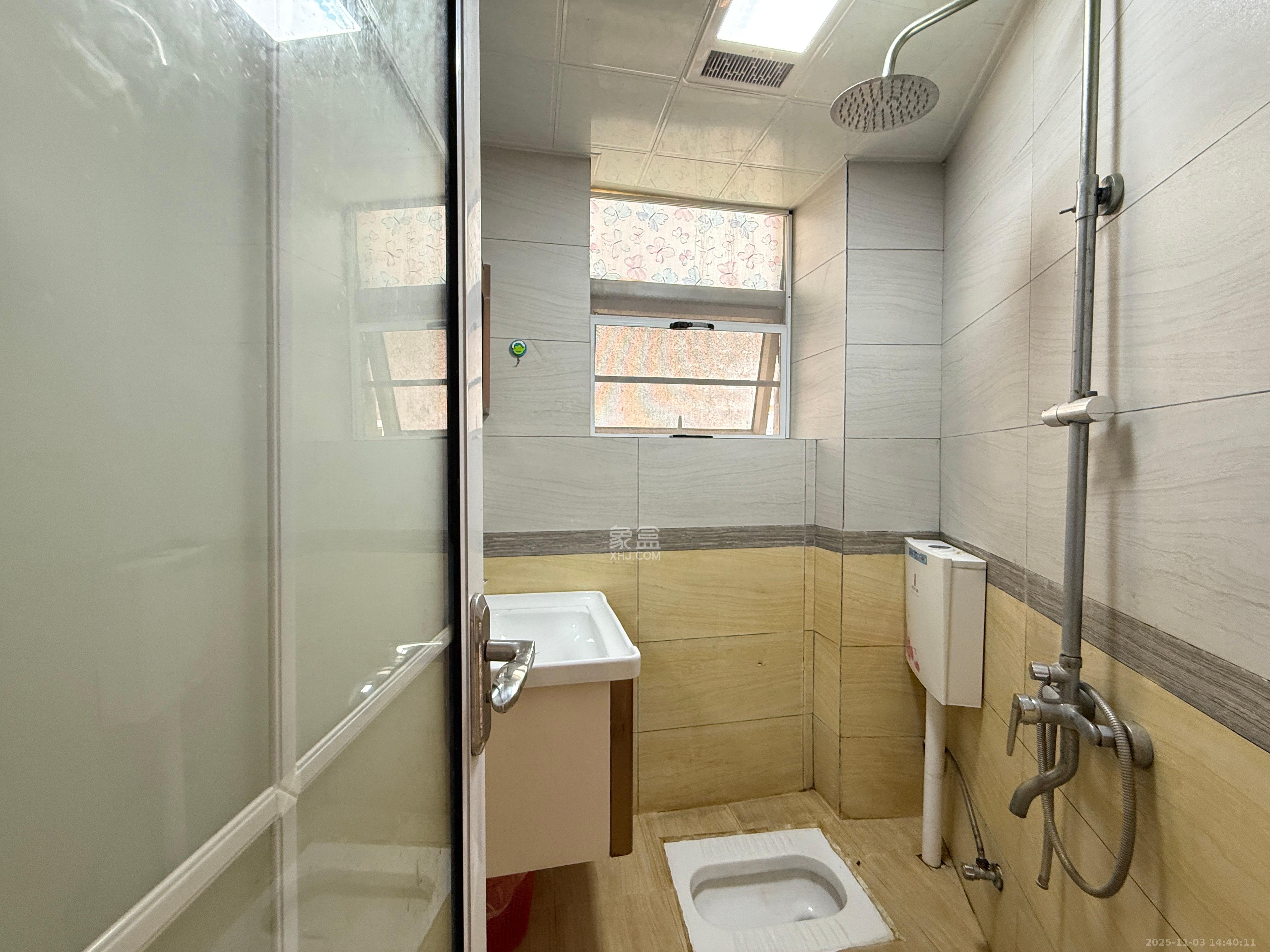 凯通国际城（凯通朝庭）  3室1厅1卫    2200.0元/月室内图