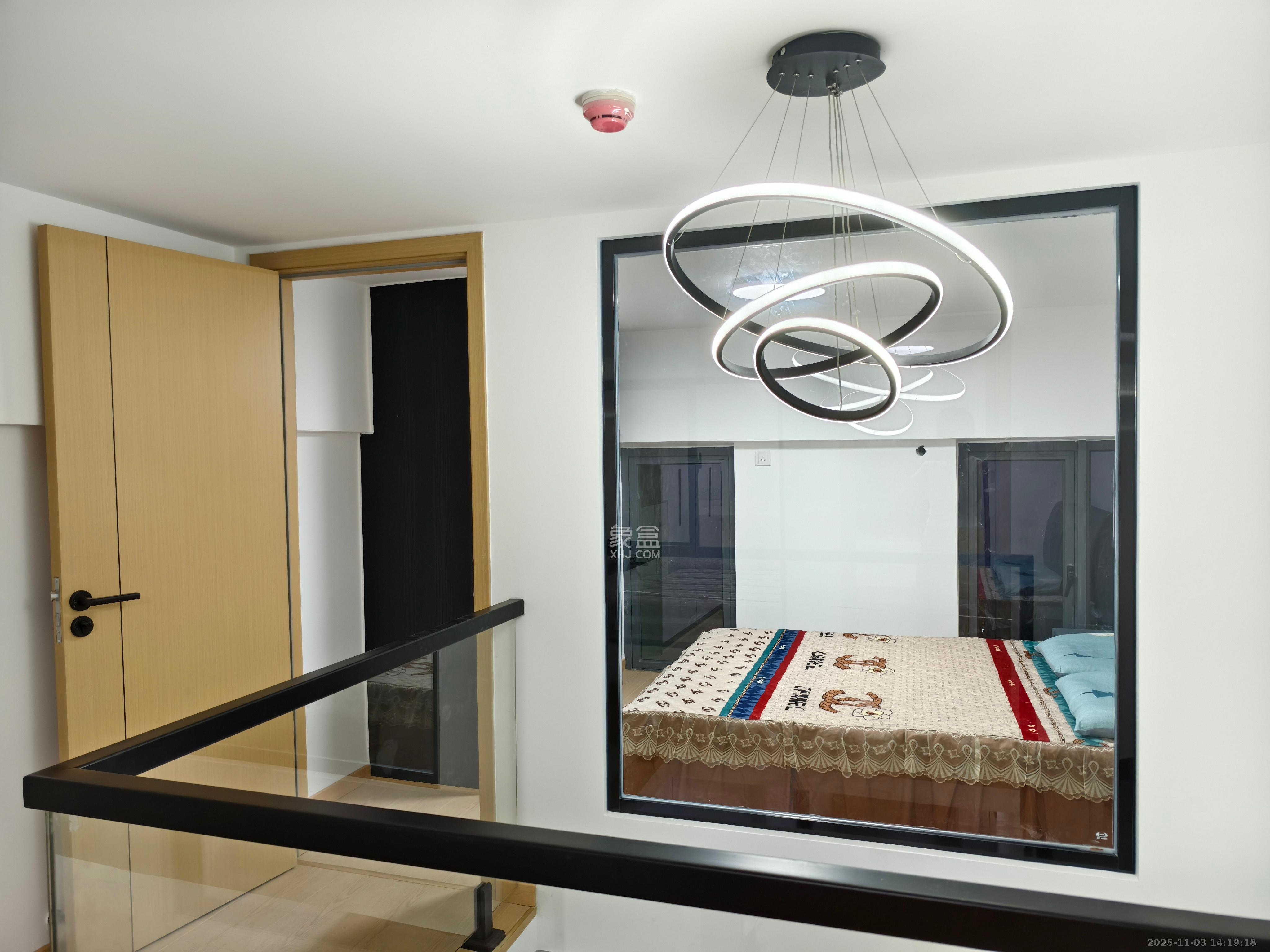 力高凤凰新天  2室2厅1卫    2300.0元/月室内图