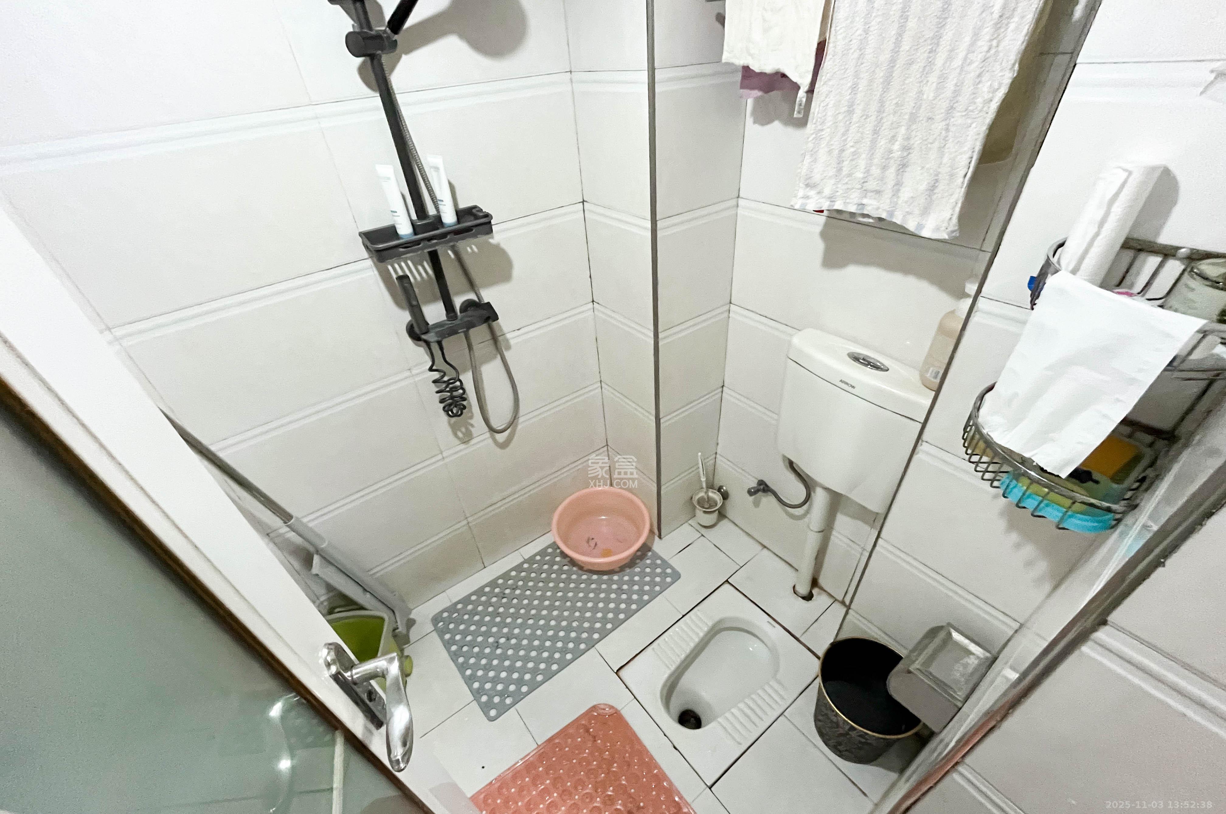 西铁馨寓(西铁领寓) 2室1厅1卫 45.8万 西铁馨寓(西铁领寓) 2室1厅1卫 45.8万卫生间