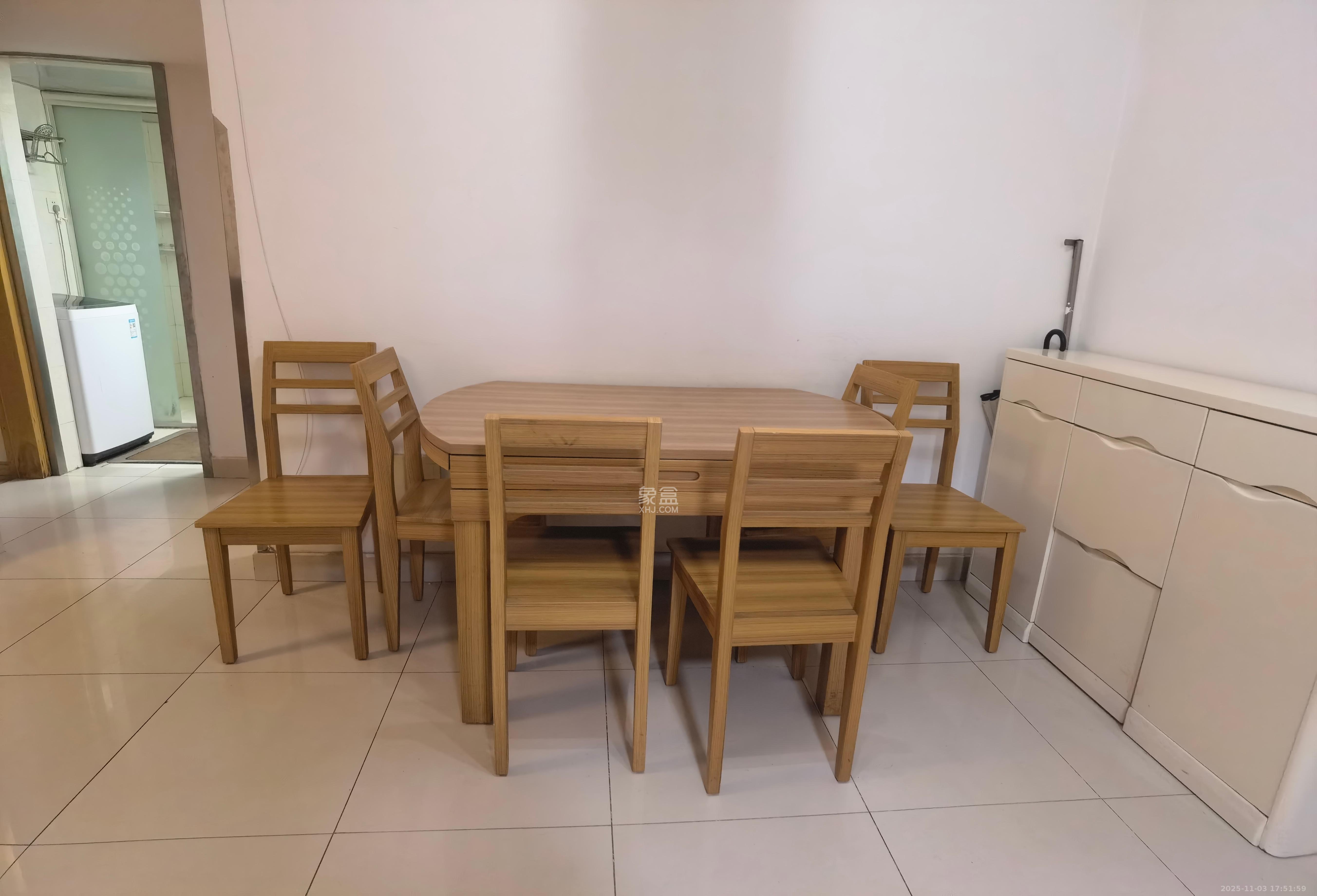 中信文化广场（中信新城二期）  3室2厅1卫    1800.0元/月室内图