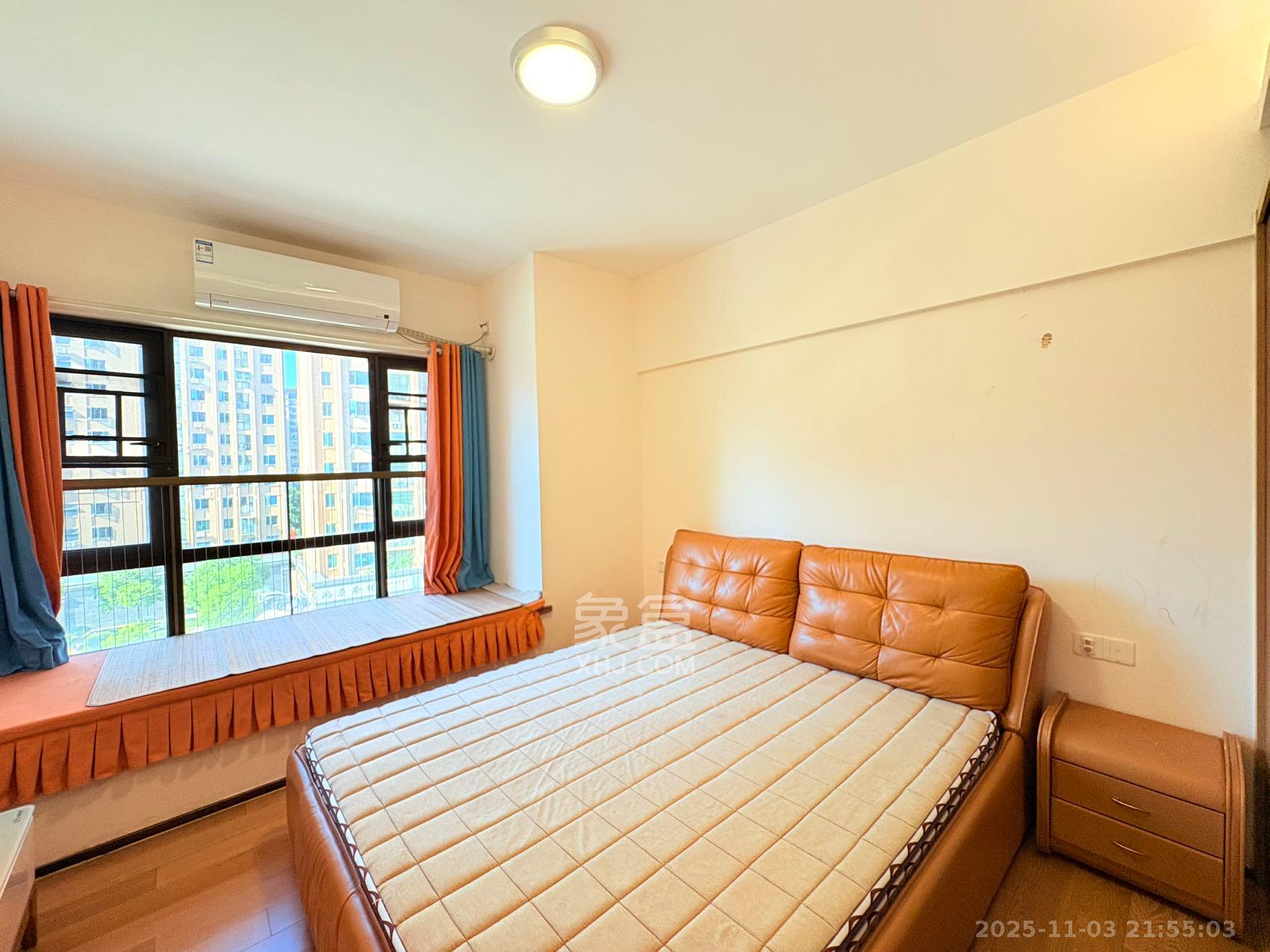 奥林匹克花园贡院二期  1室1厅1卫    1700.0元/月室内图