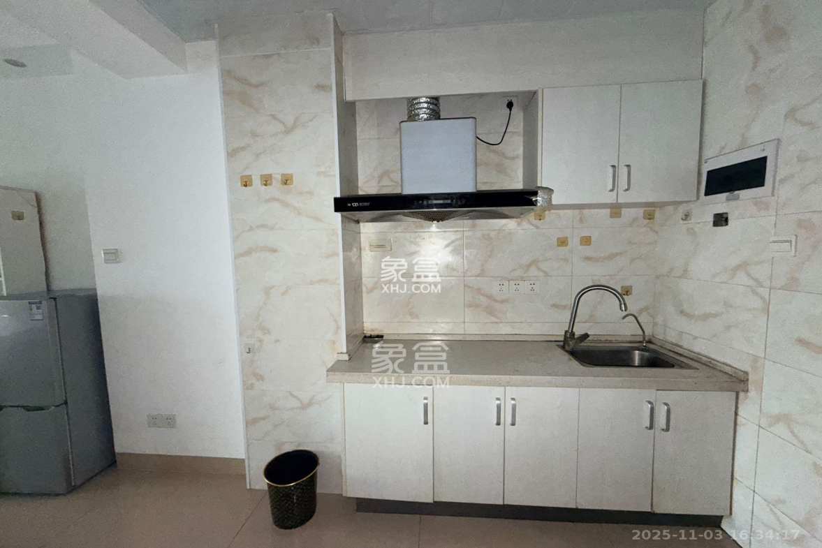 高升时代广场(冠铭商务中心) 1室1厅1卫 1500.0元/月 高升时代广场(冠铭商务中心) 1室1厅1卫 1500.0元/月室内图