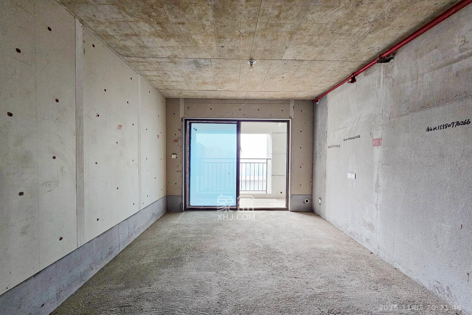 阳光城尚东湾愉景苑 3室2厅2卫 90.0万 阳光城尚东湾愉景苑 3室2厅2卫 90.0万客厅