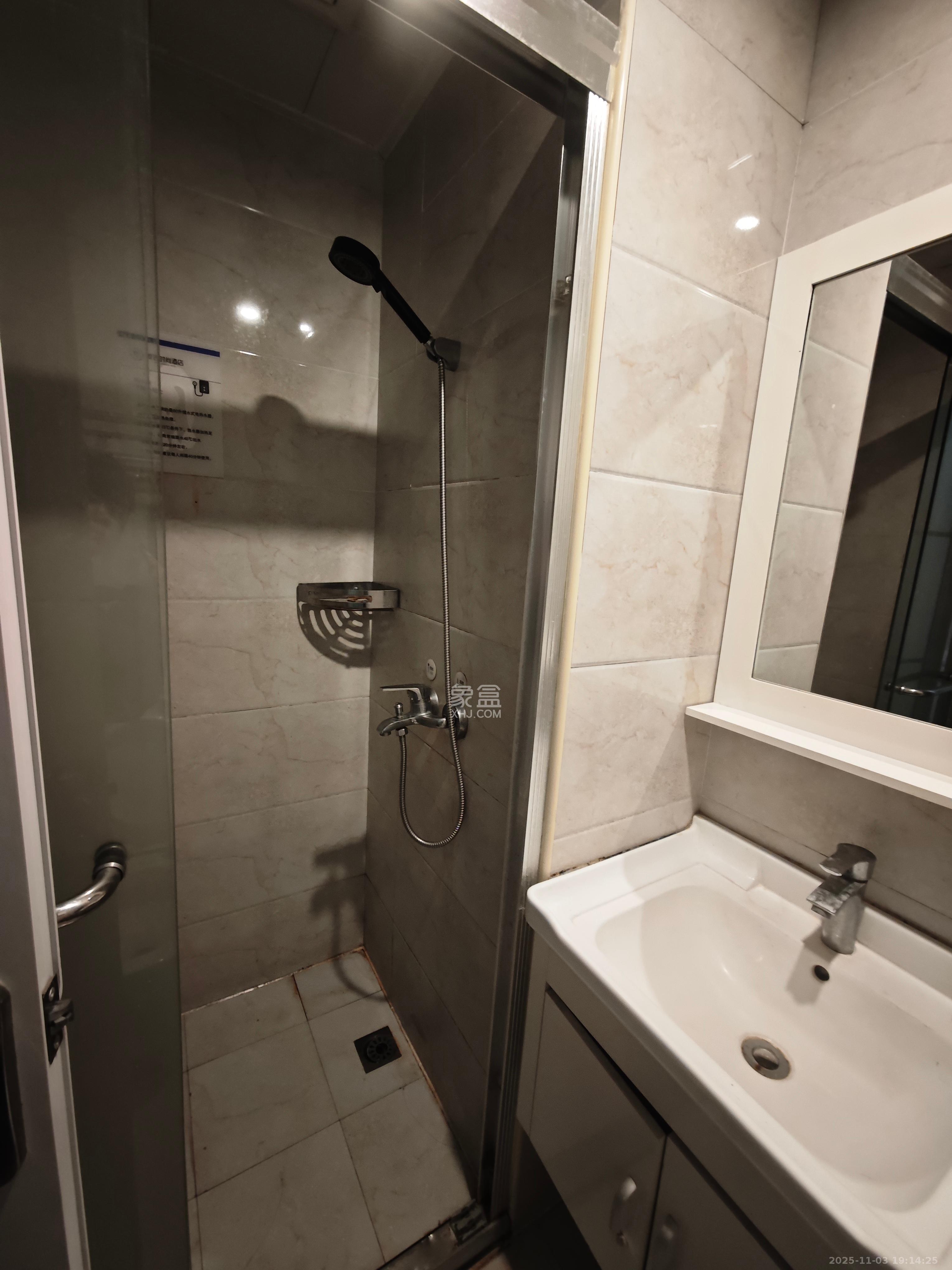 兆坤星悦荟 1室1厅1卫 900.0元/月 兆坤星悦荟 1室1厅1卫 900.0元/月室内图