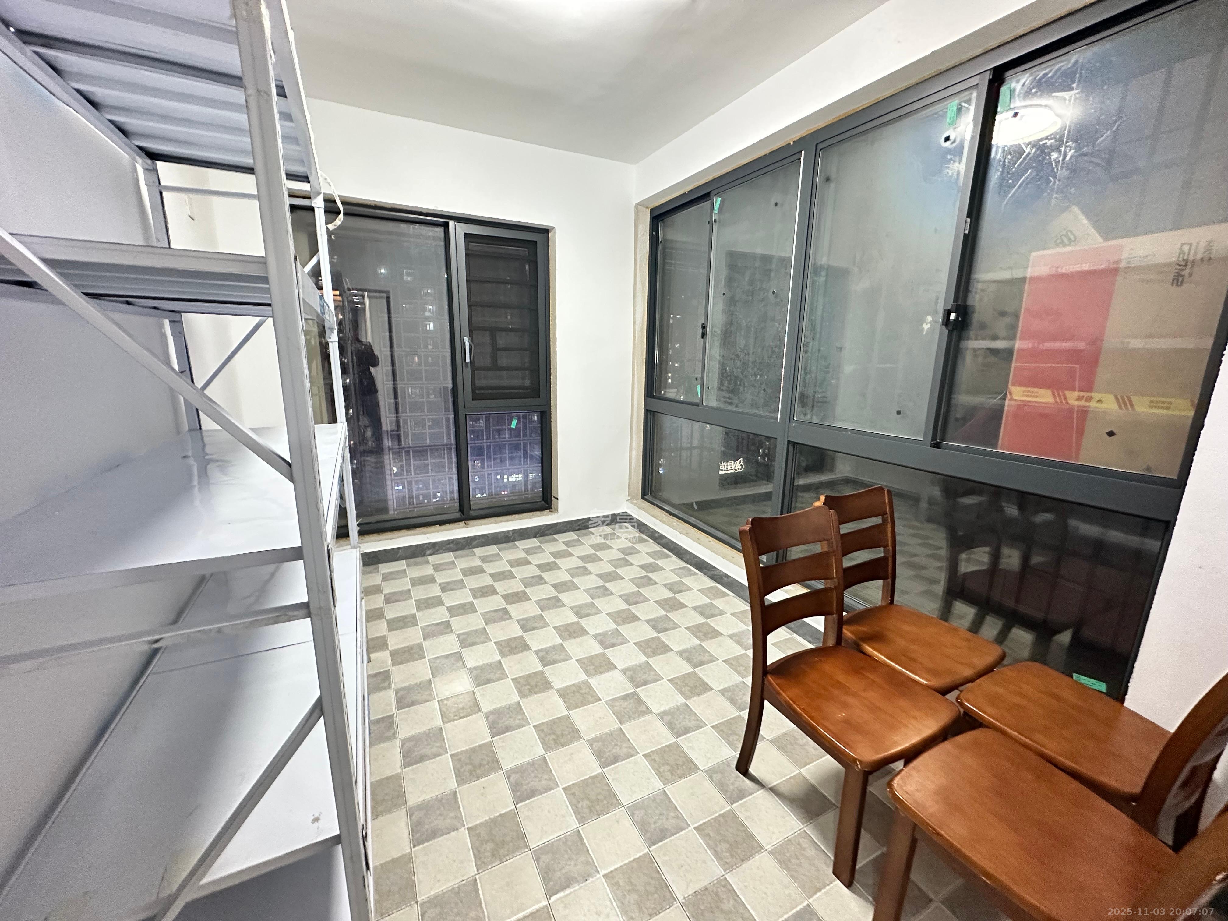 尚鑫海悦（新长海尚海城）  4室2厅2卫    2700.0元/月室内图