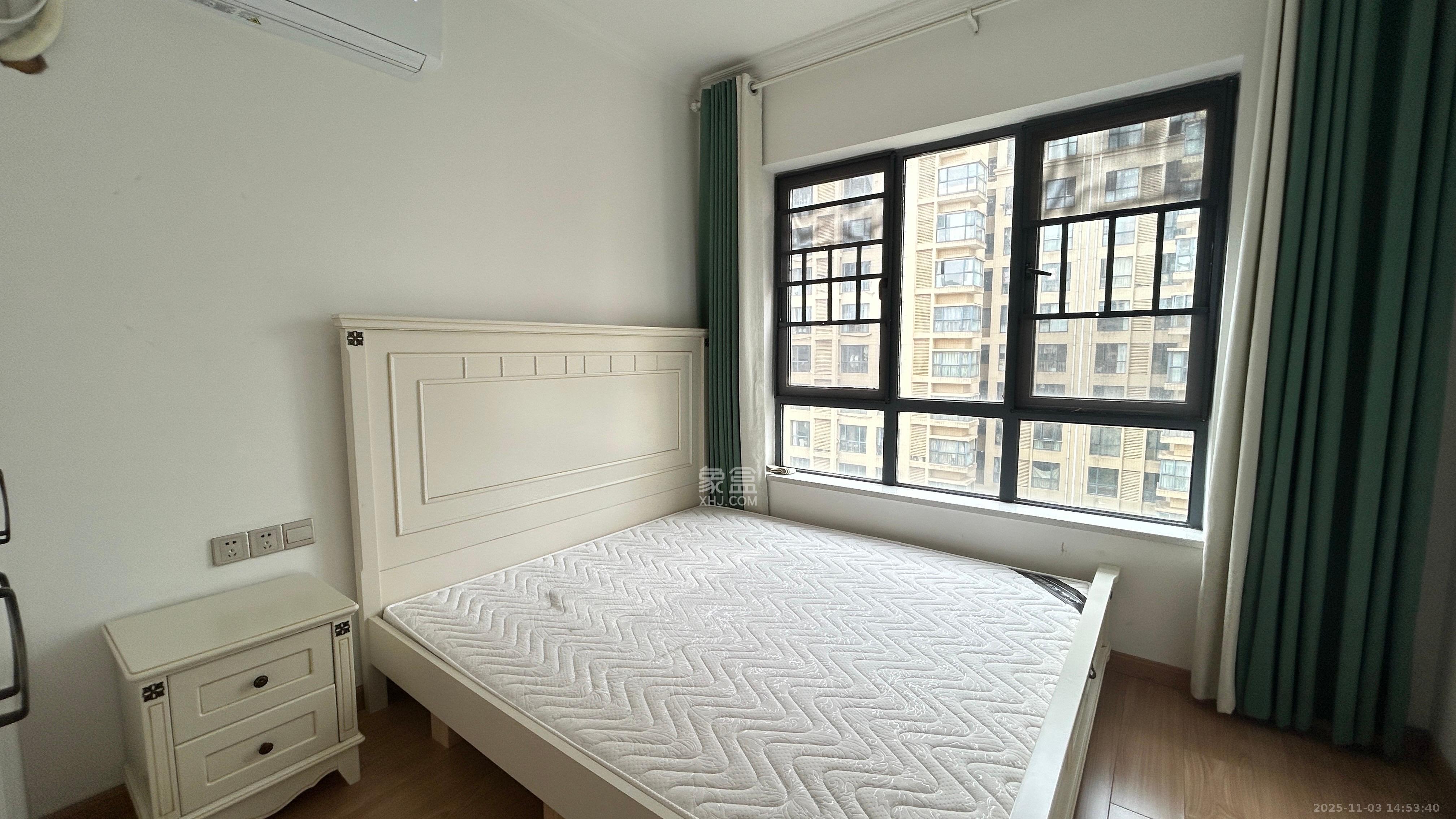 长盛岚庭  3室2厅1卫    2500.0元/月室内图